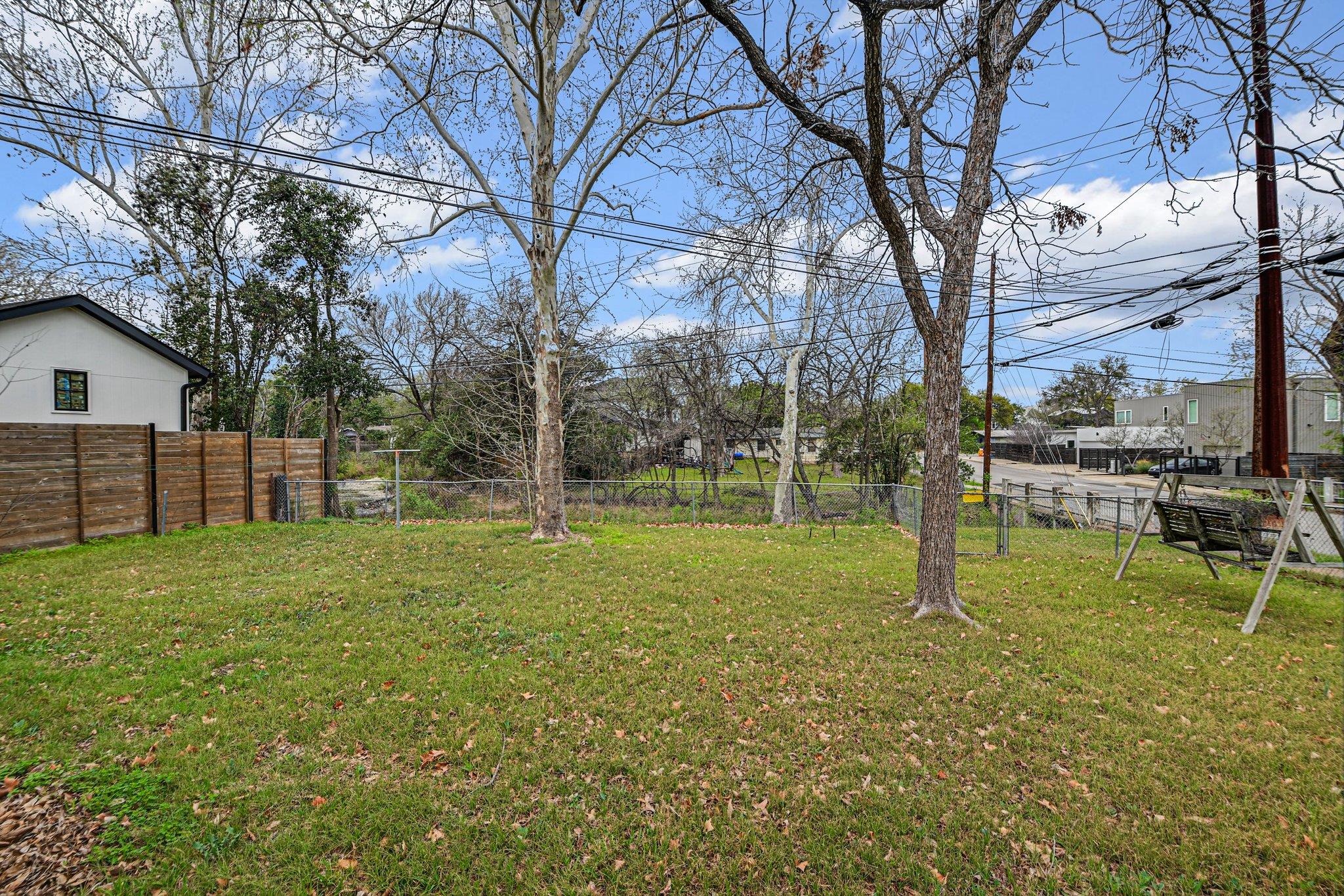 3100 Brinwood Ave, Austin, TX 78704