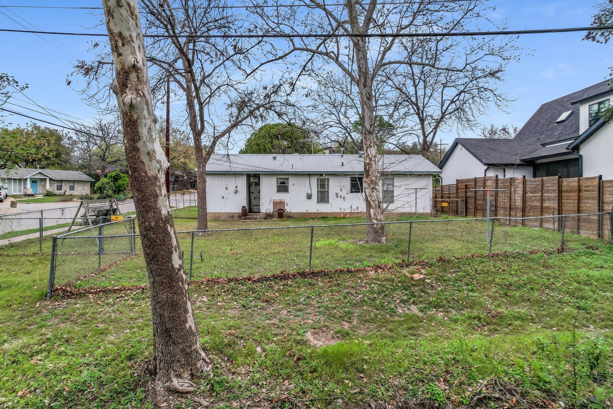 3100 Brinwood Ave, Austin, TX 78704