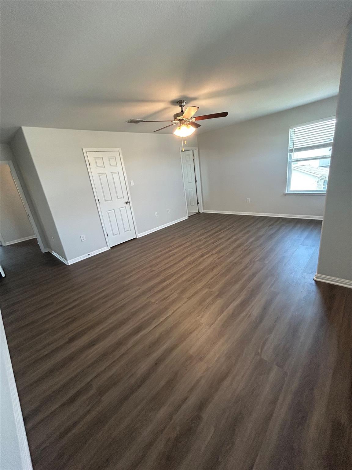 343 Silver Glen Dr, Kyle, TX 78640