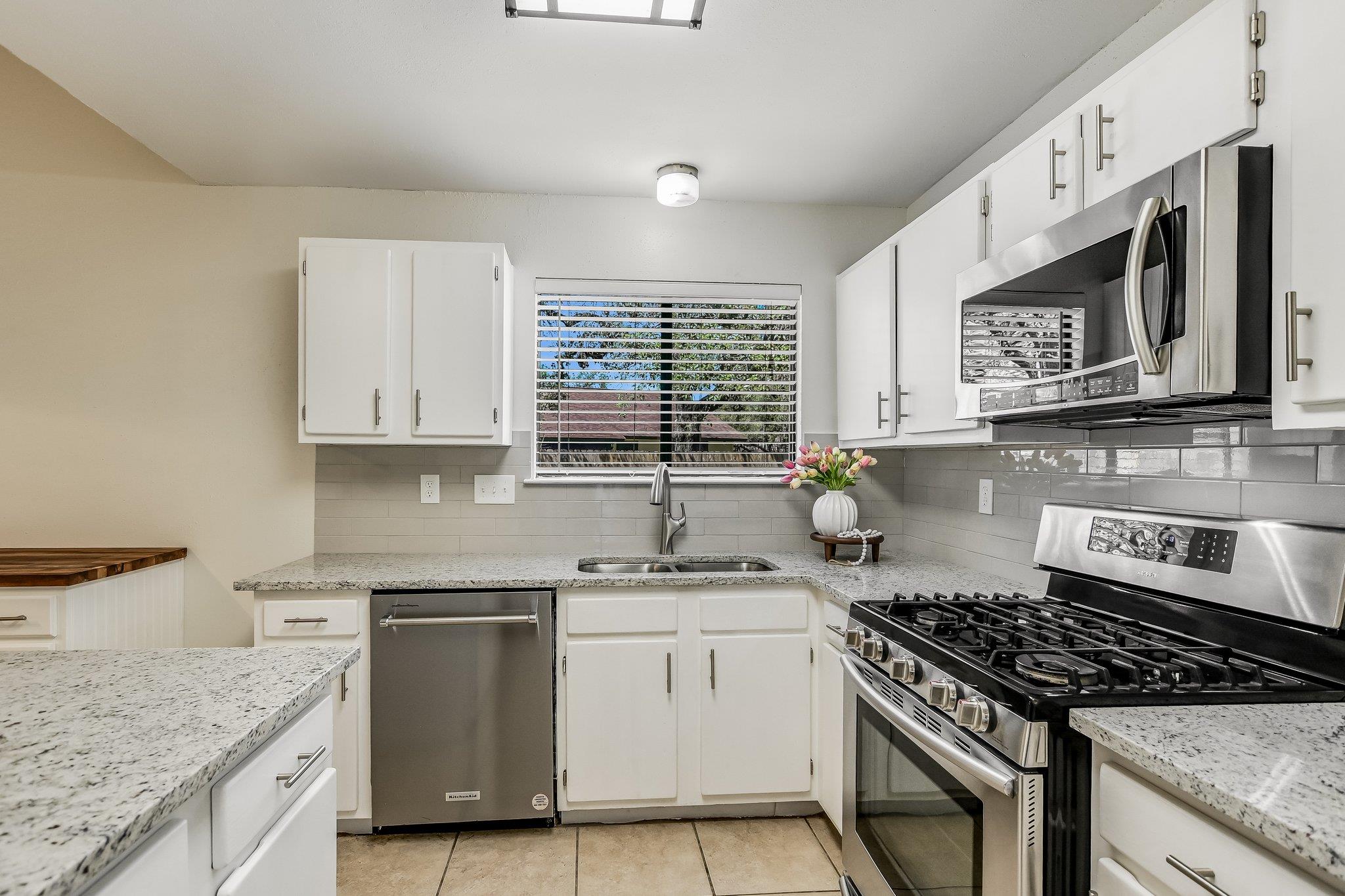 2606 W Messick Loop, Round Rock, TX 78681