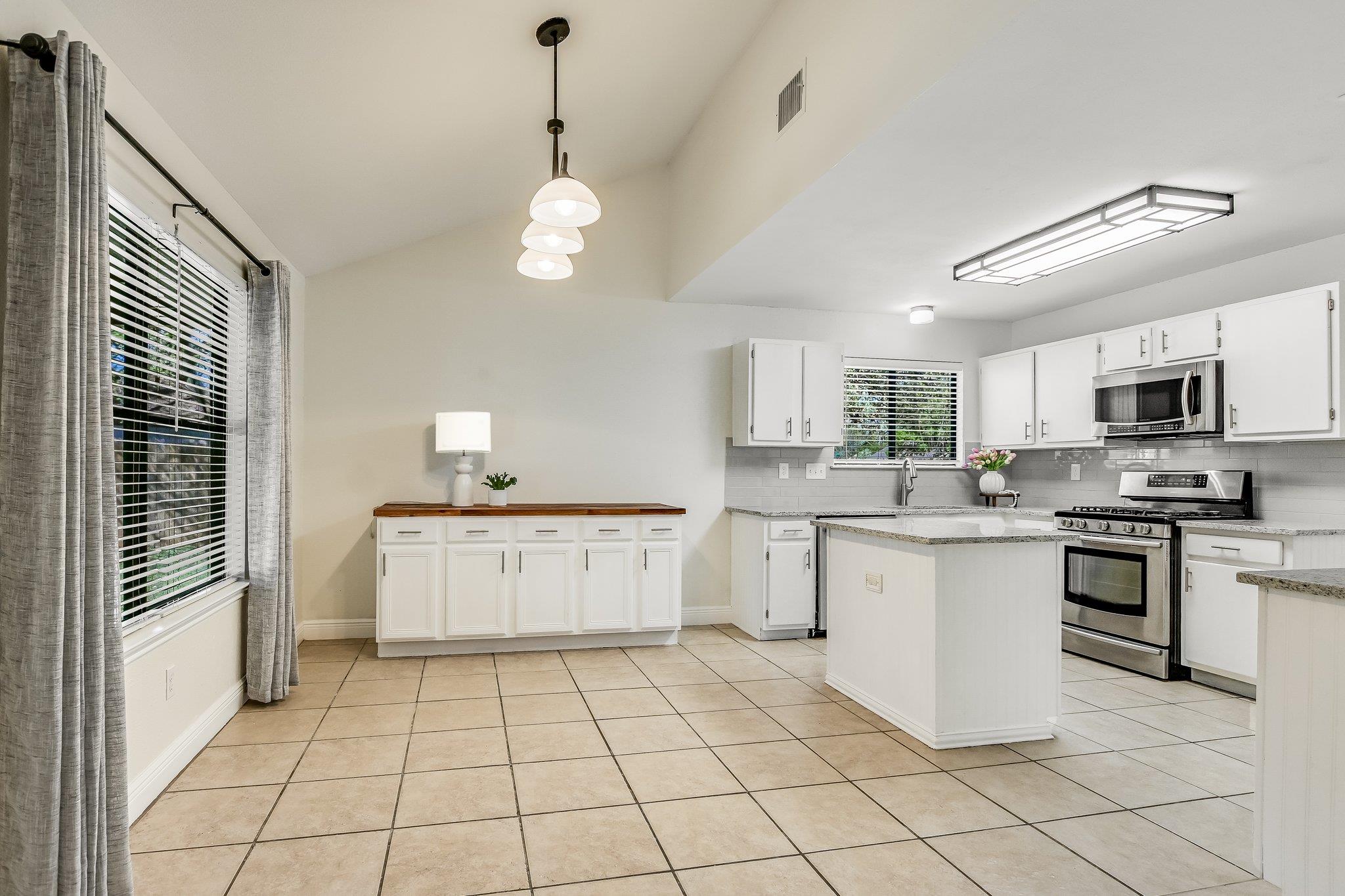 2606 W Messick Loop, Round Rock, TX 78681