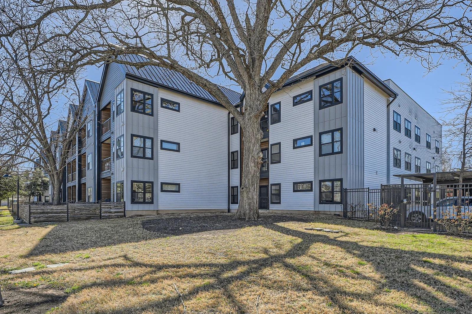 3101 Govalle Ave # 103, Austin, TX 78702