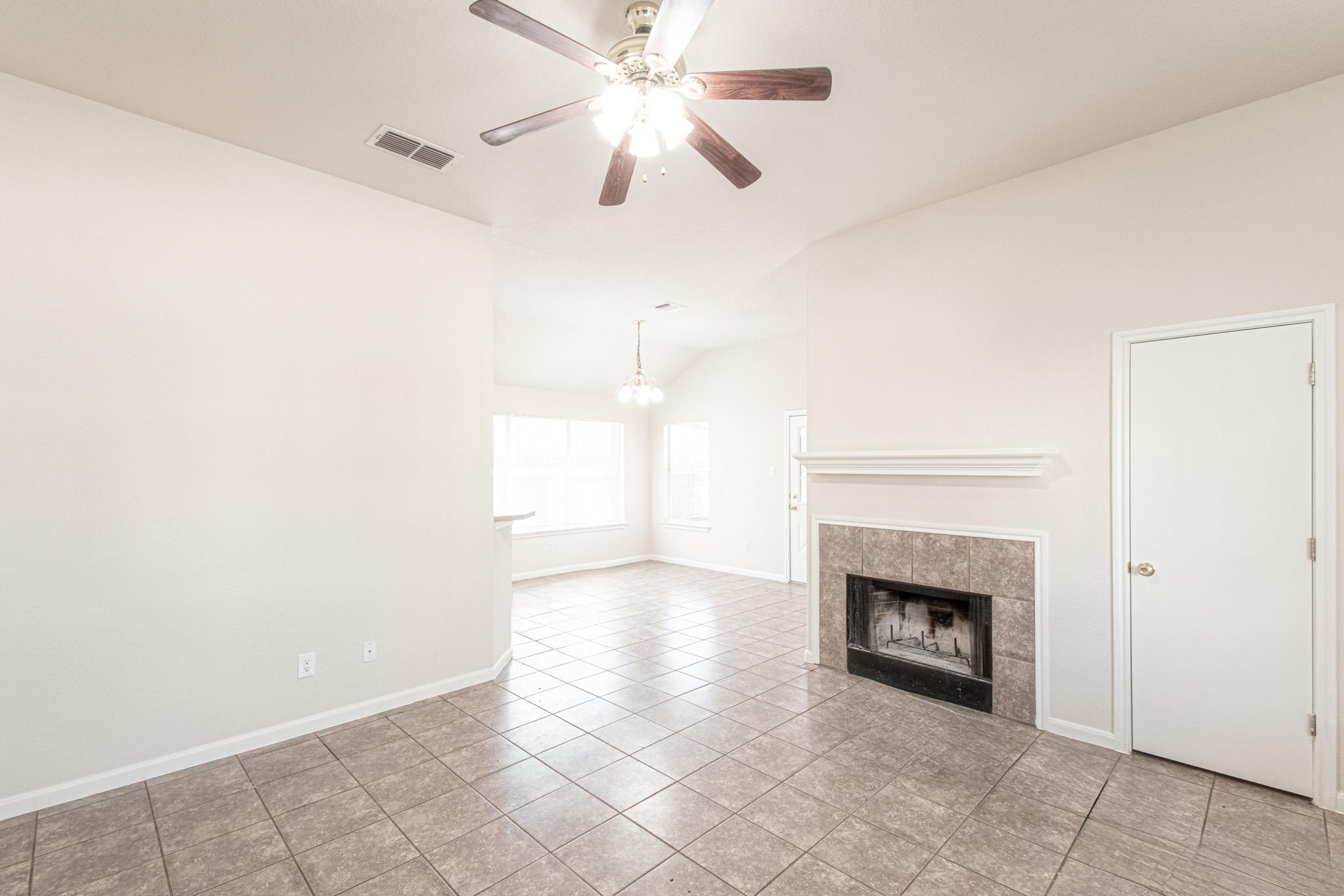 10 Green Glade Ct, Wimberley, TX 78676