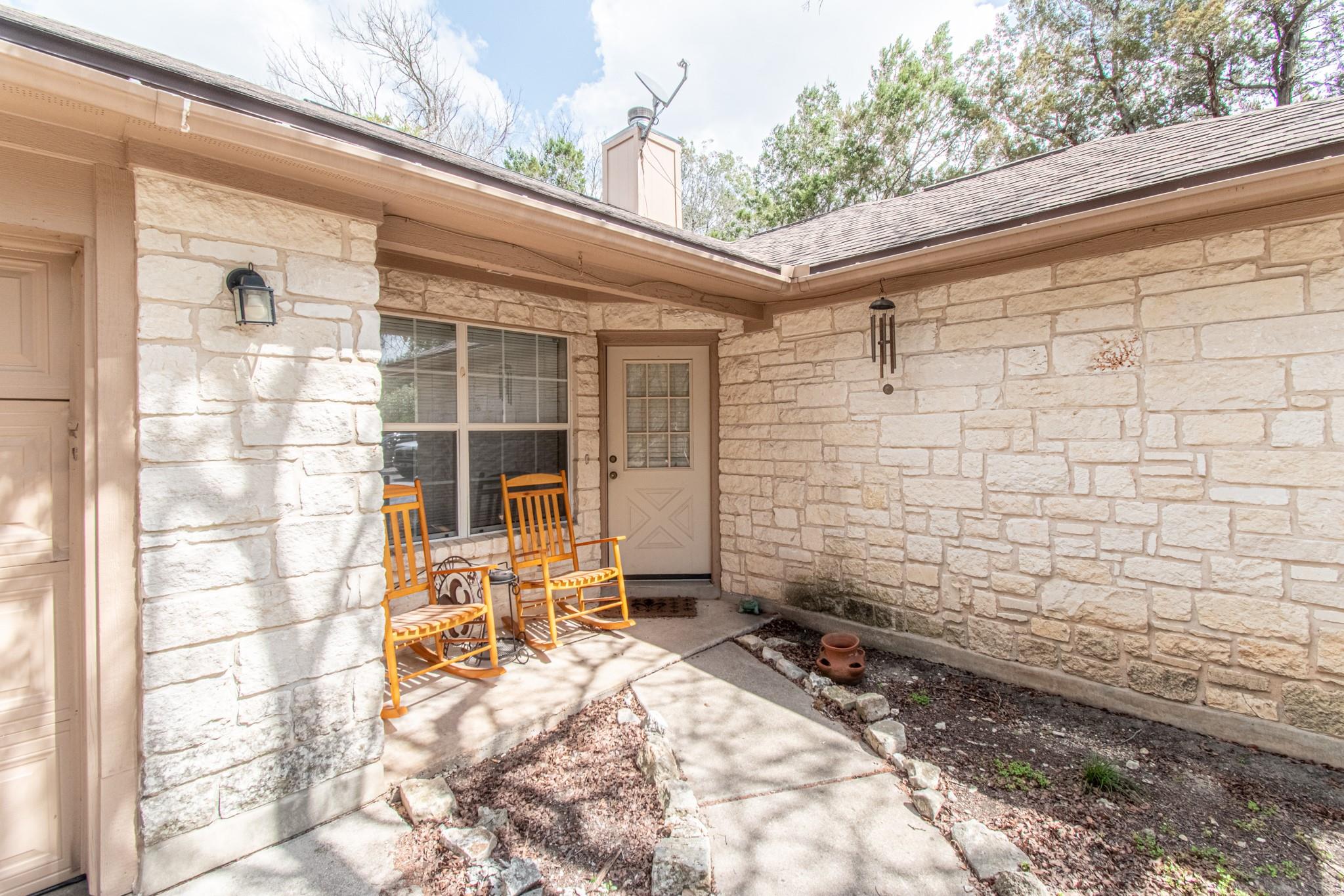 10 Green Glade Ct, Wimberley, TX 78676
