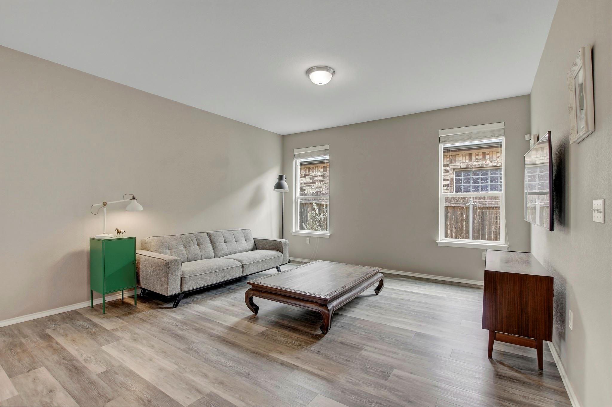 1716 Arial Dr, Austin, TX 78753