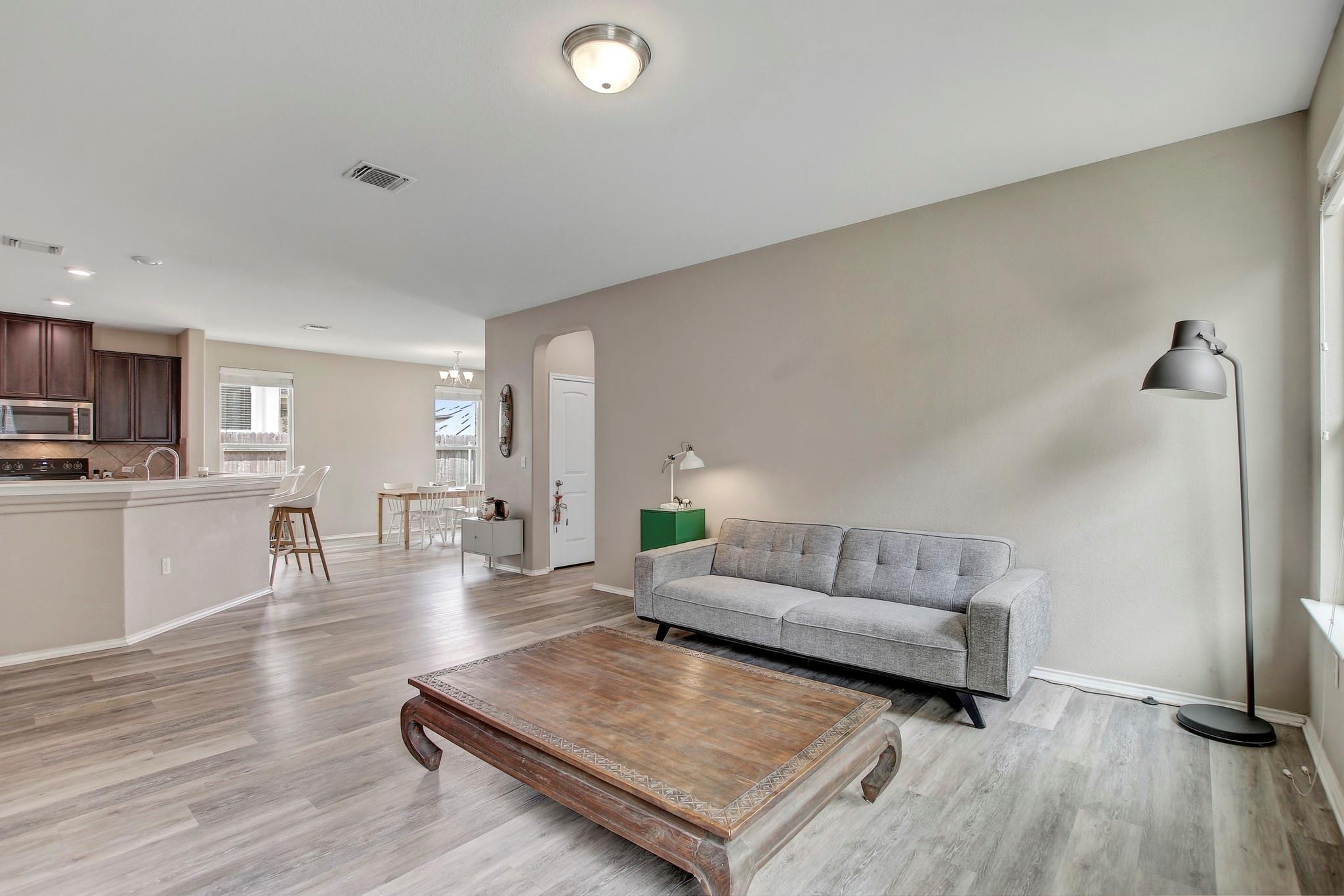 1716 Arial Dr, Austin, TX 78753