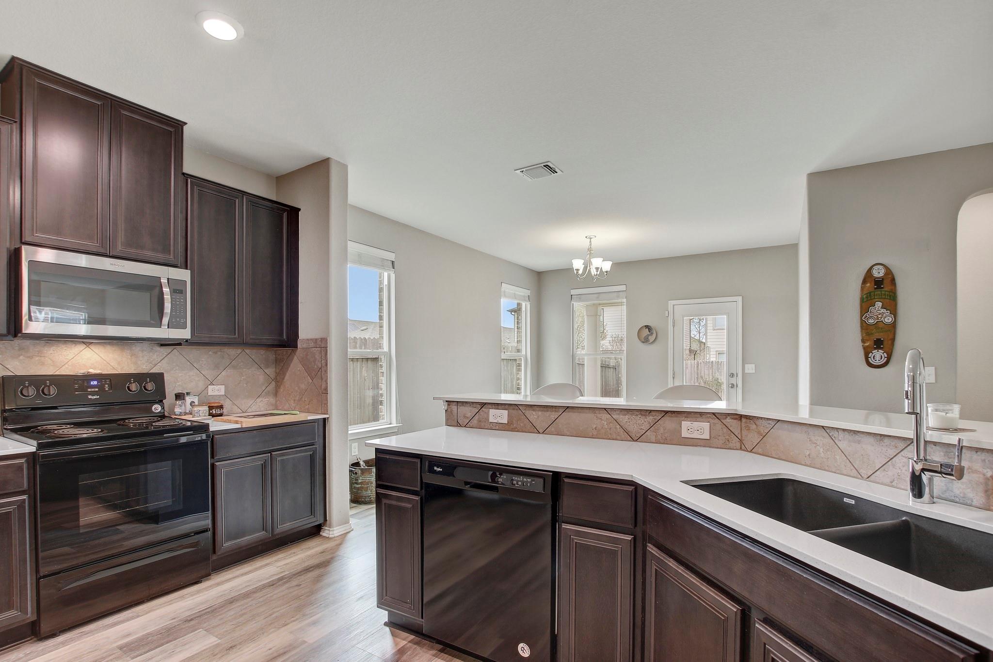 1716 Arial Dr, Austin, TX 78753