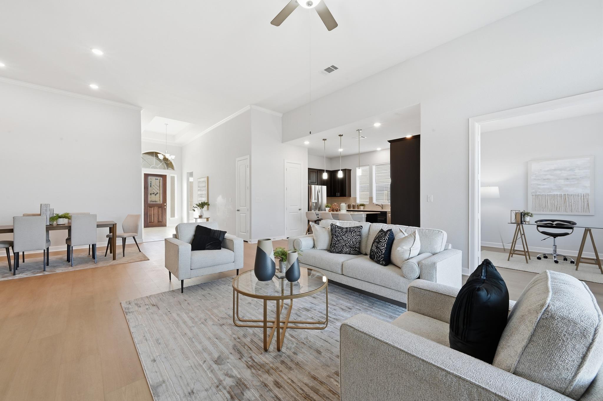 176 Wild Pecan Loop, Buda, TX 78610