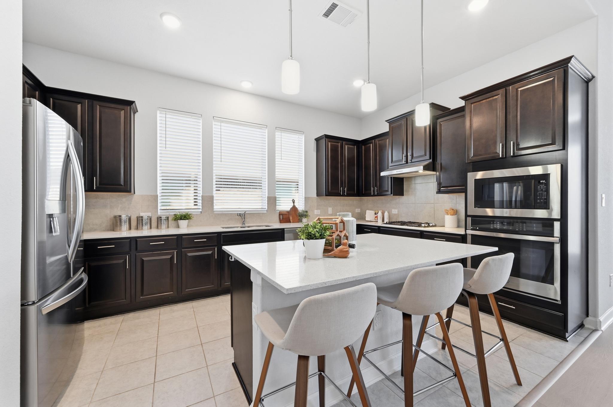 176 Wild Pecan Loop, Buda, TX 78610