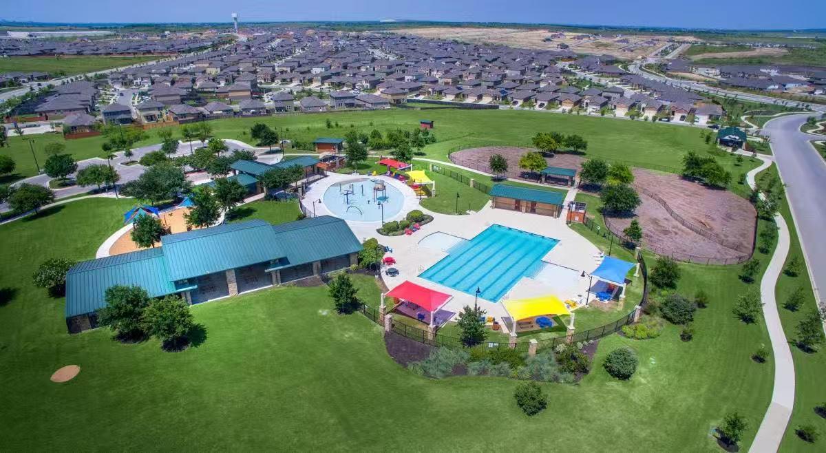 176 Wild Pecan Loop, Buda, TX 78610