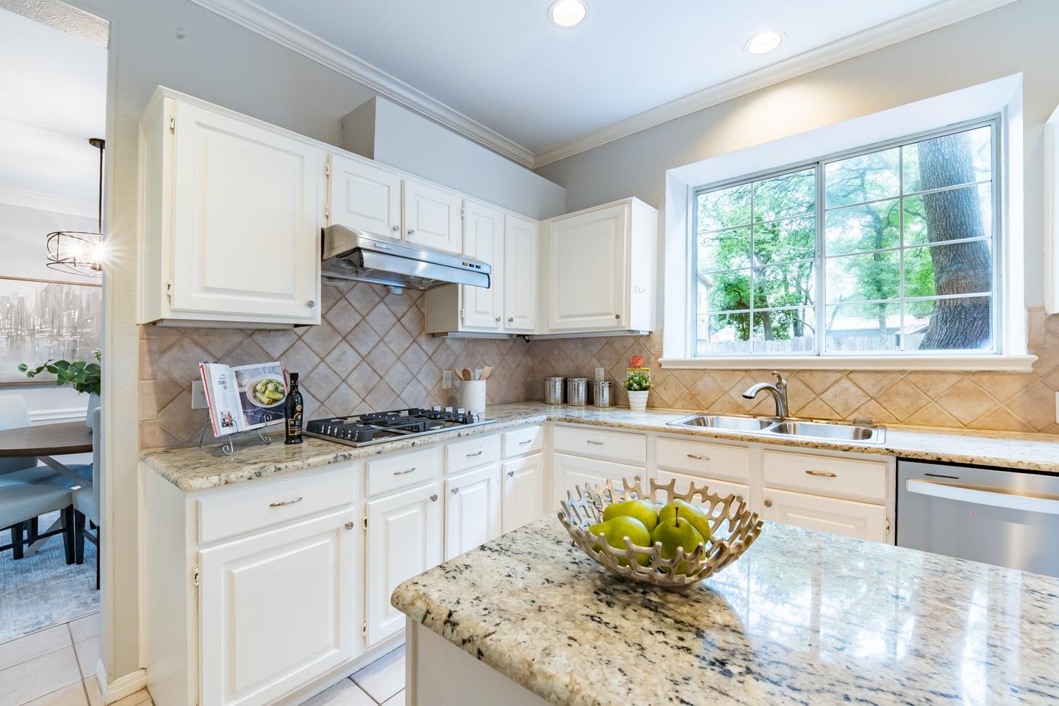 12604 Oro Valley Cv, Austin, TX 78729