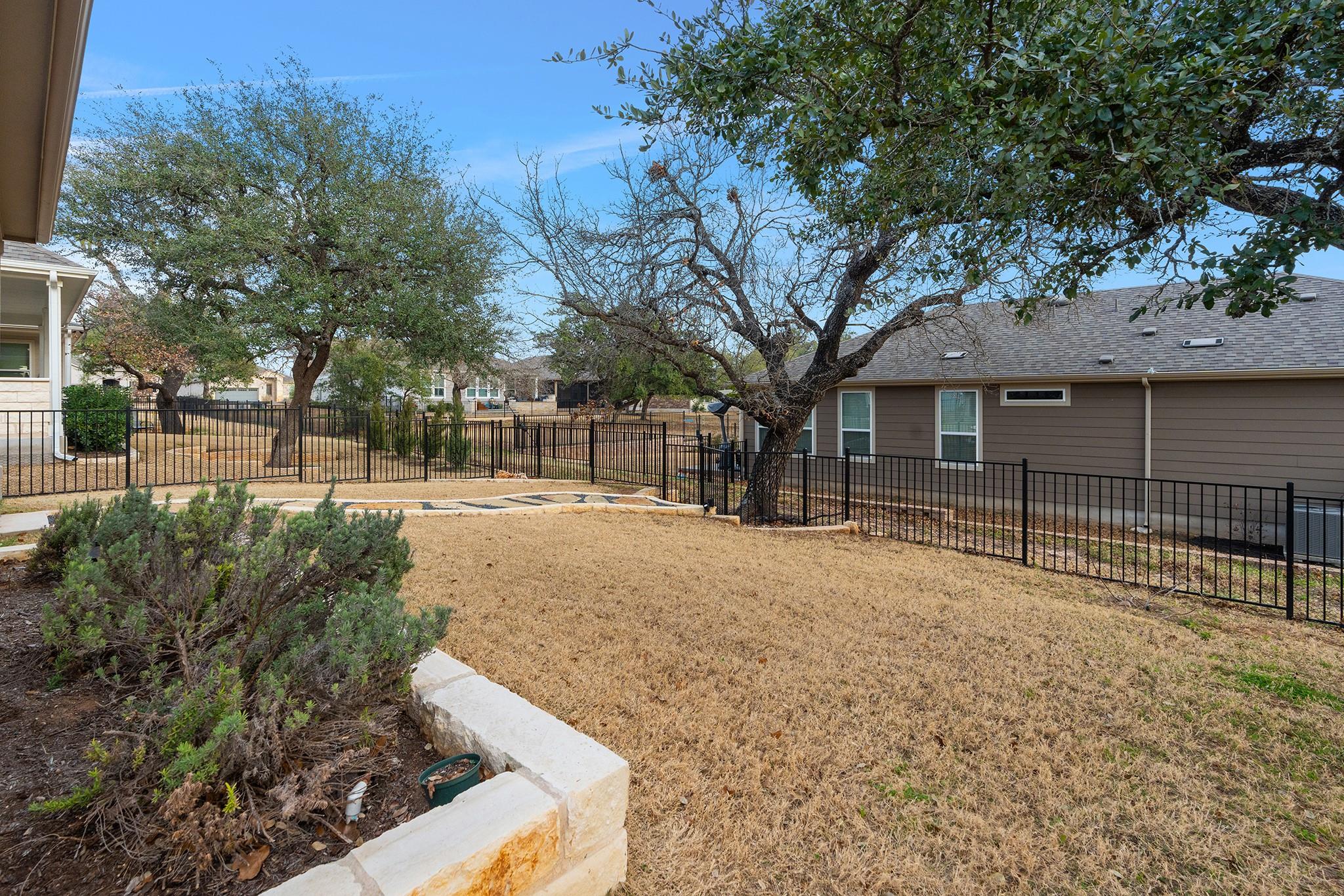 703 Saratoga Ln, Georgetown, TX 78633