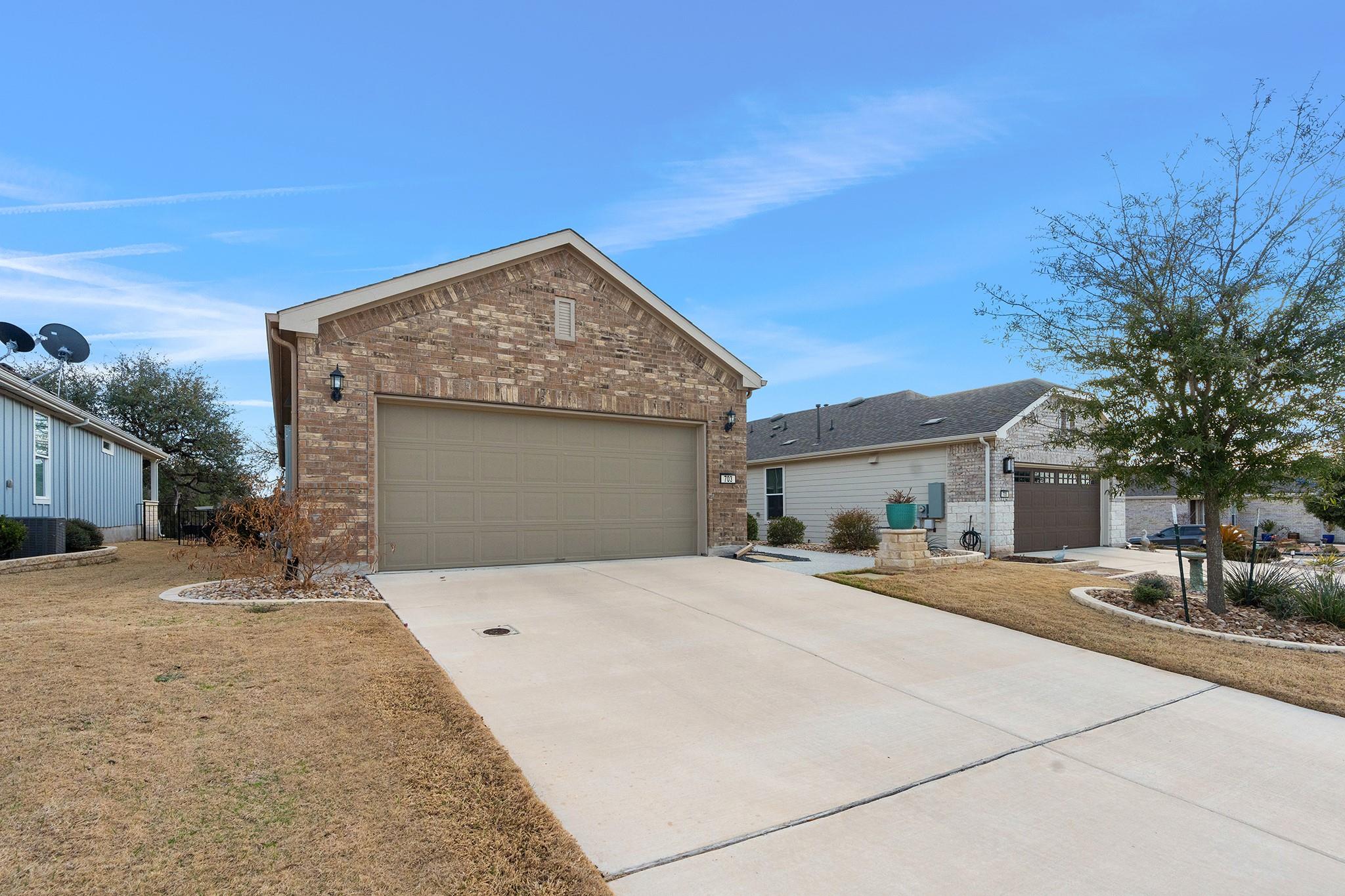 703 Saratoga Ln, Georgetown, TX 78633