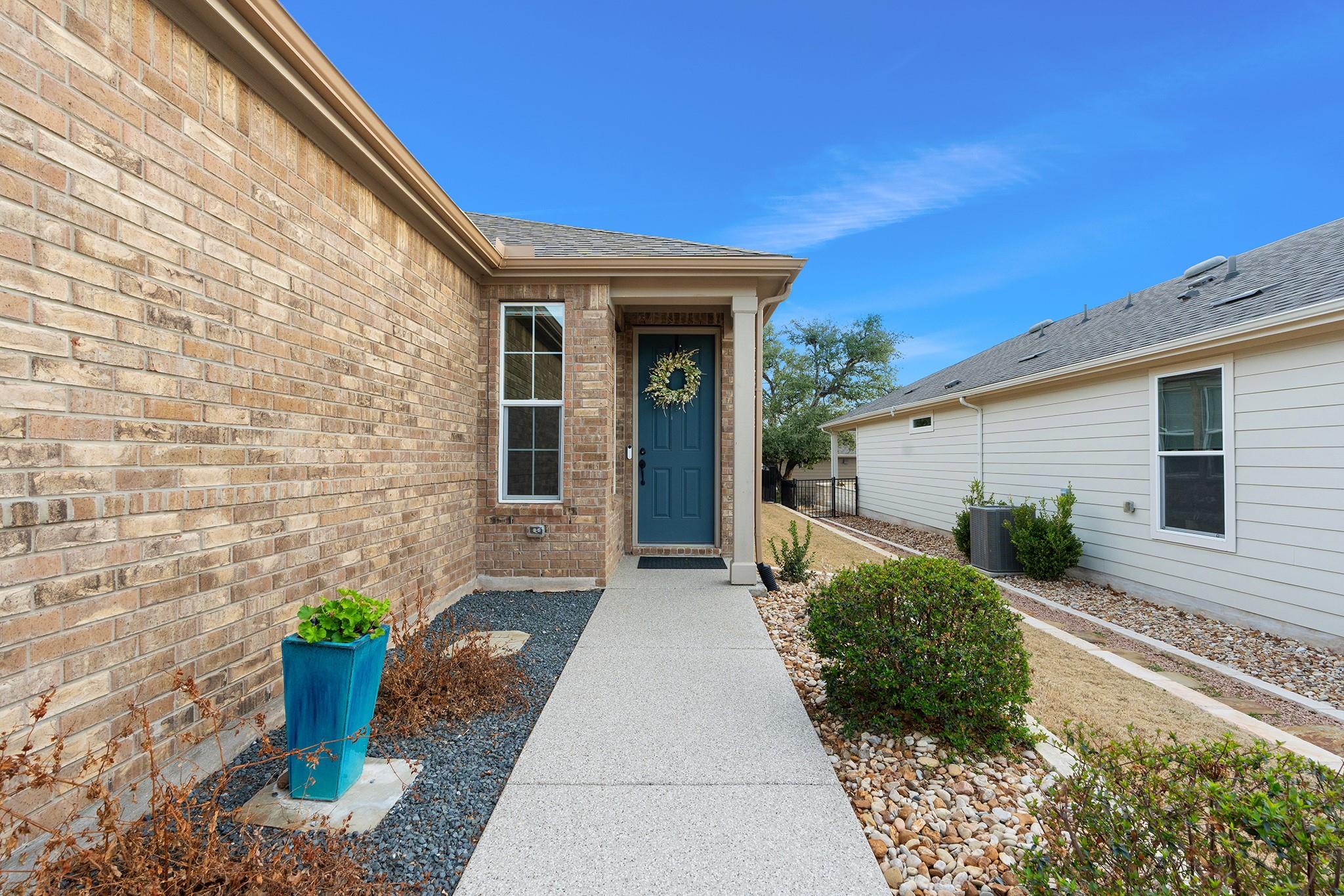 703 Saratoga Ln, Georgetown, TX 78633