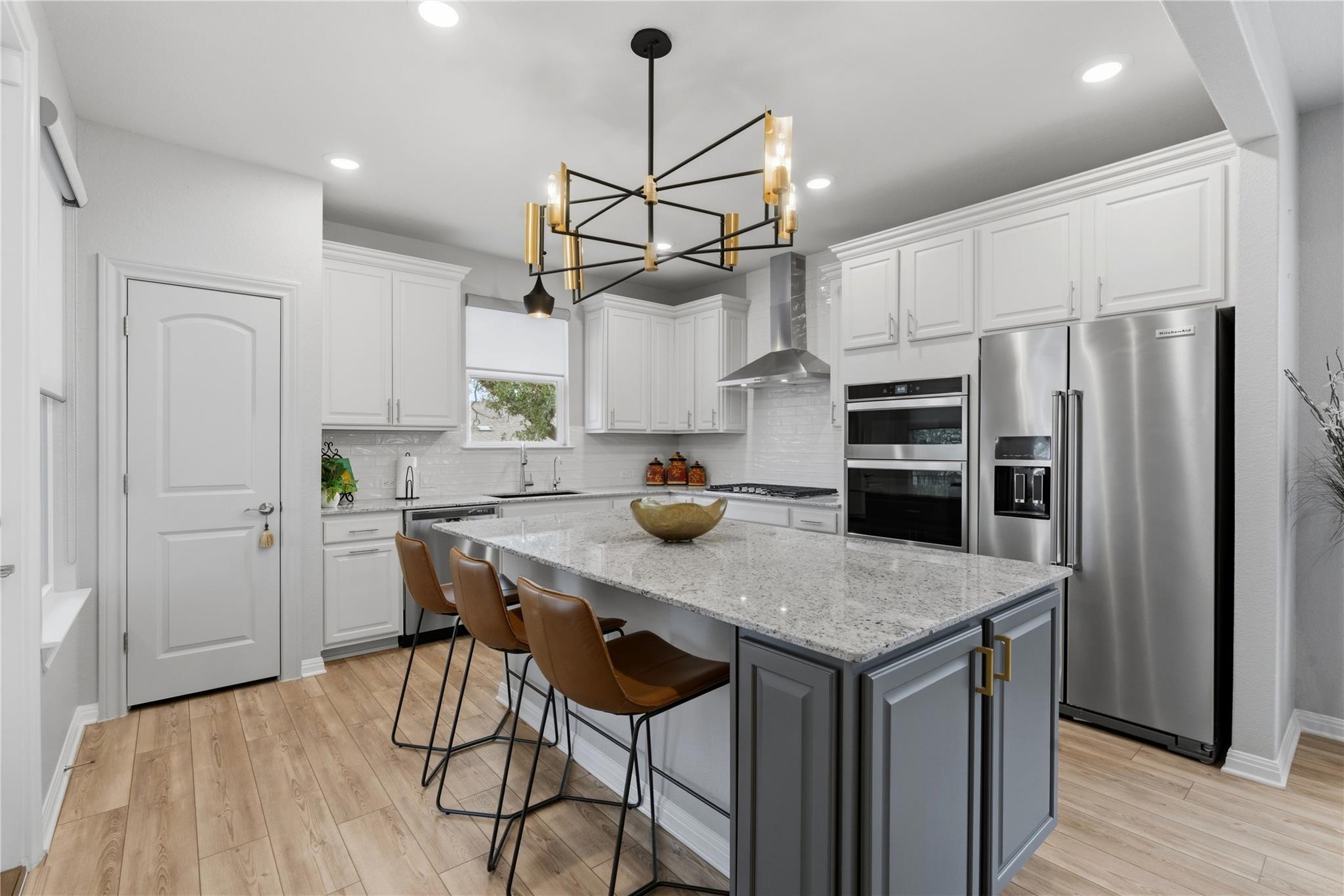 703 Saratoga Ln, Georgetown, TX 78633