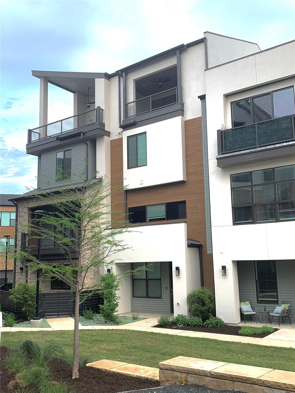 4012 Manifest Ln # 167, Austin, TX 78731