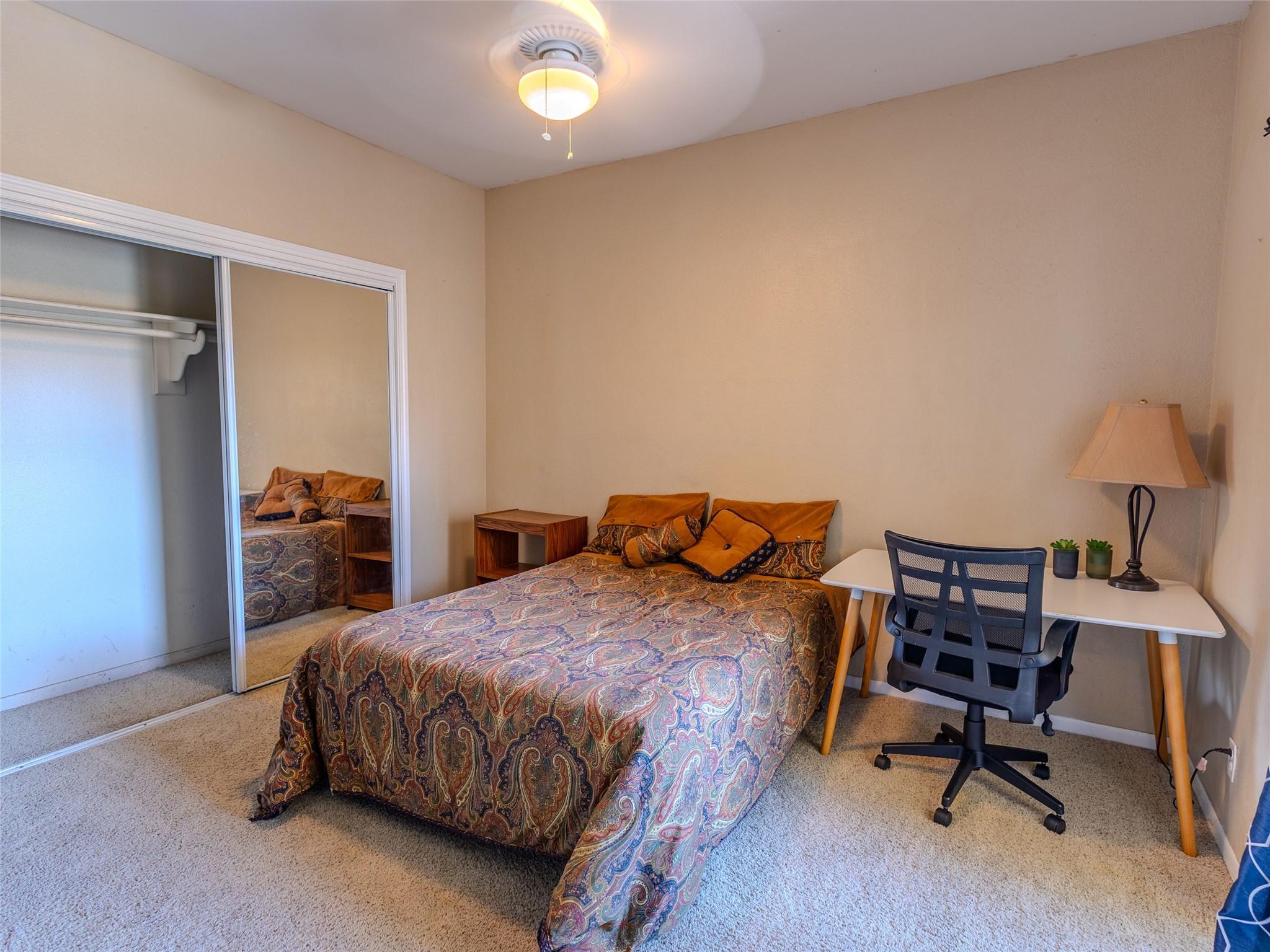 1013 Chestnut St # 4, San Marcos, TX 78666