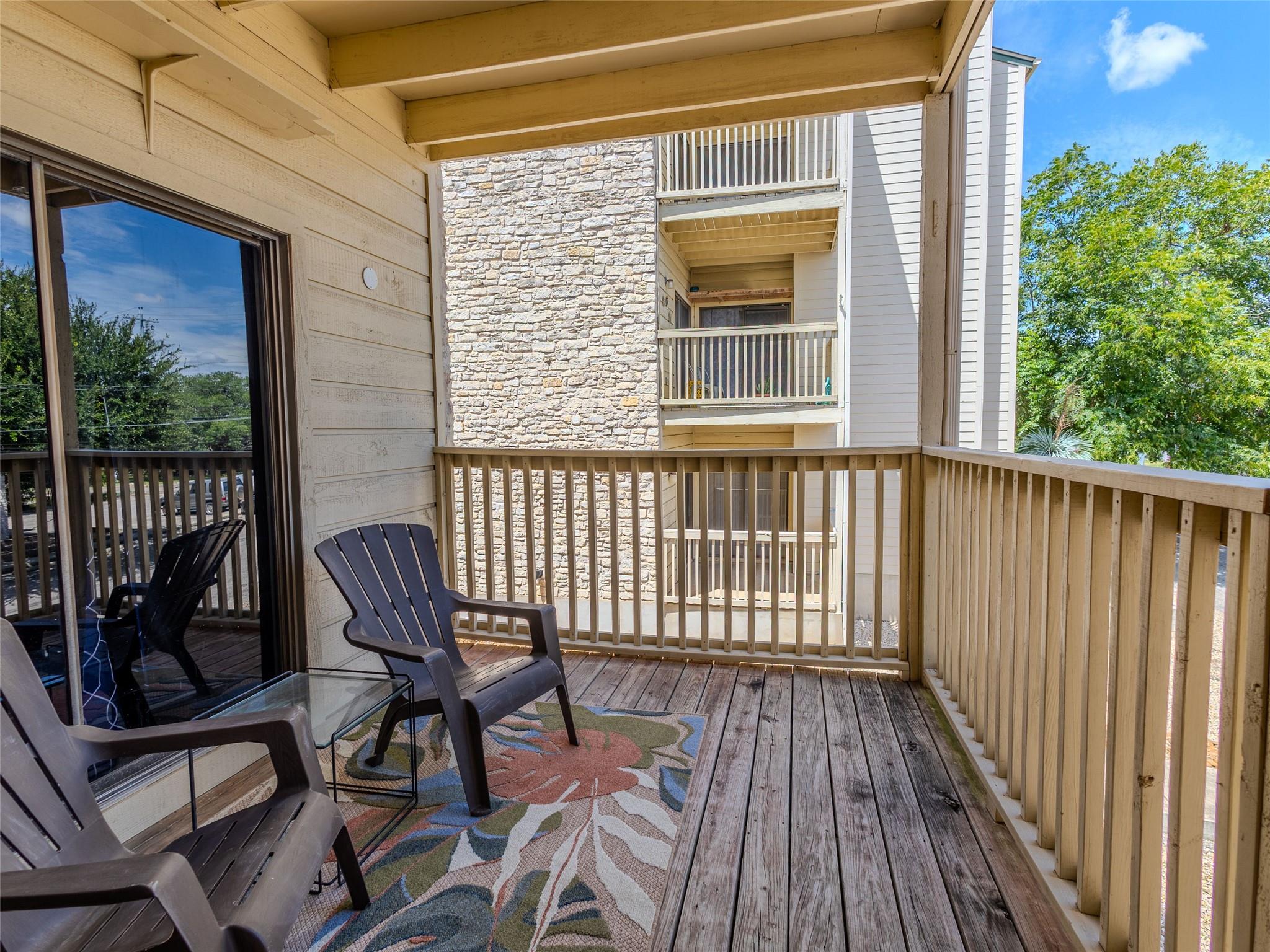 1013 Chestnut St # 4, San Marcos, TX 78666