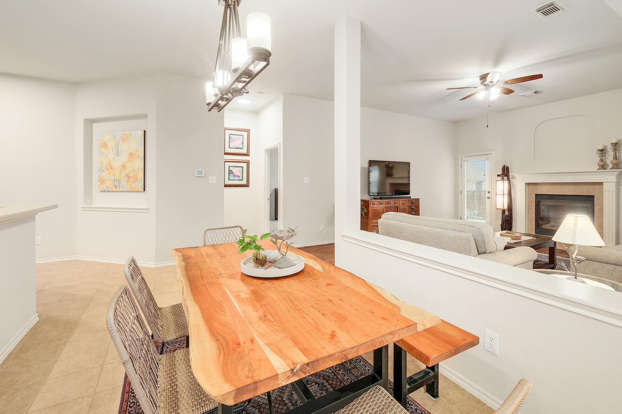 3802 Azur Ln, Round Rock, TX 78681