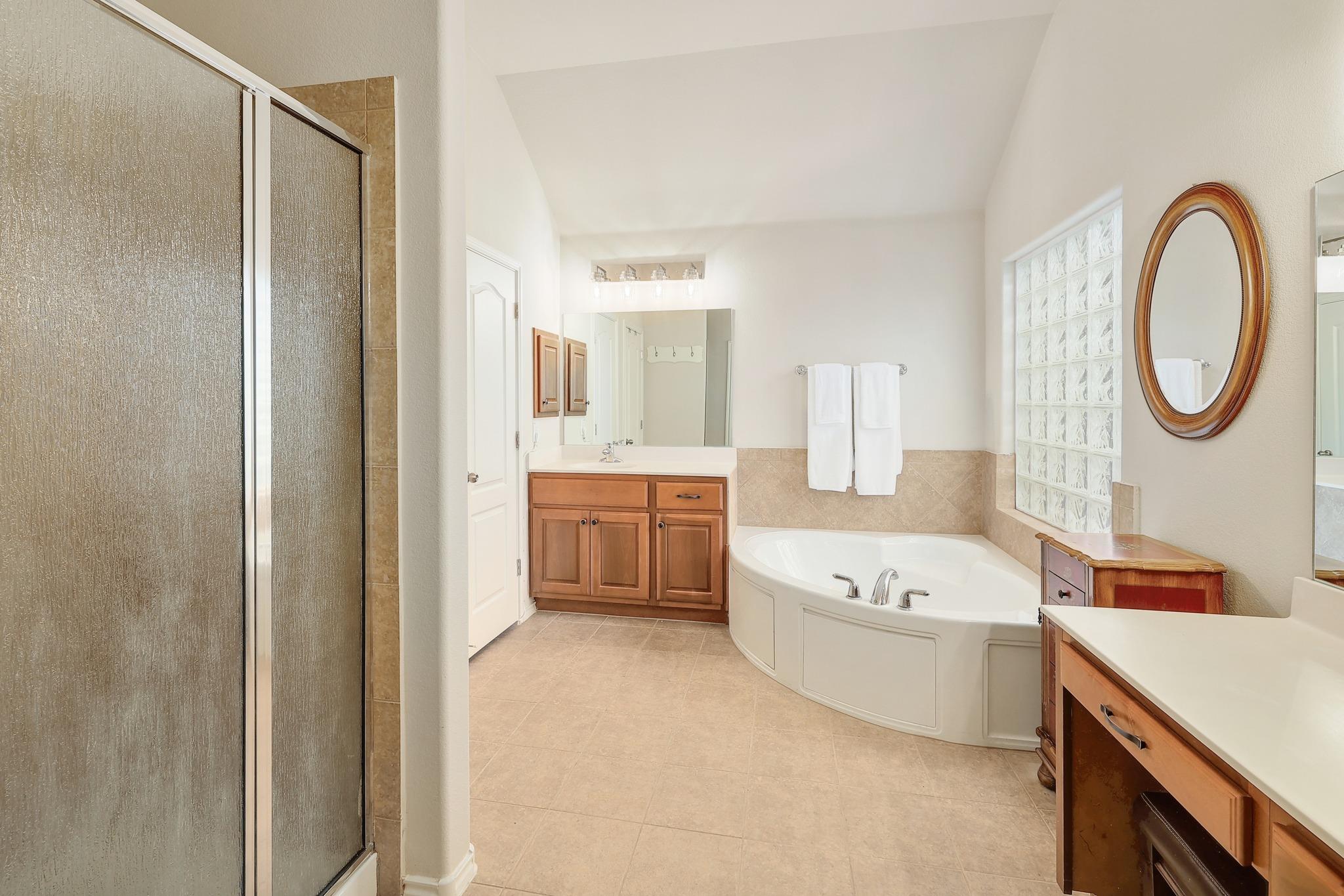 3802 Azur Ln, Round Rock, TX 78681