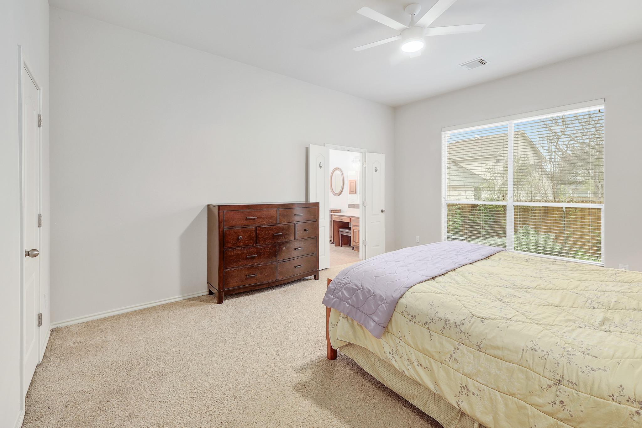 3802 Azur Ln, Round Rock, TX 78681