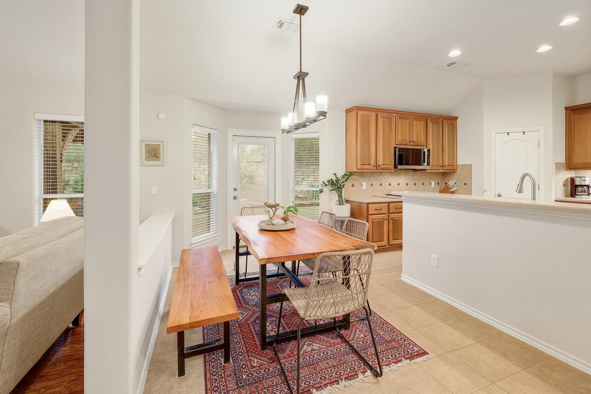 3802 Azur Ln, Round Rock, TX 78681