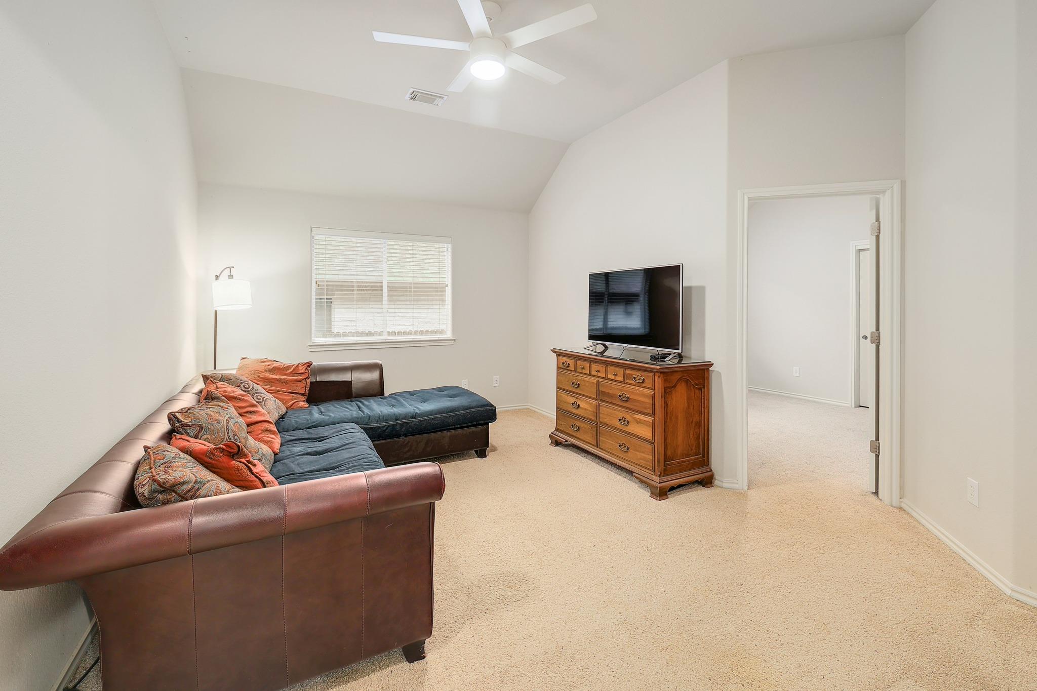 3802 Azur Ln, Round Rock, TX 78681