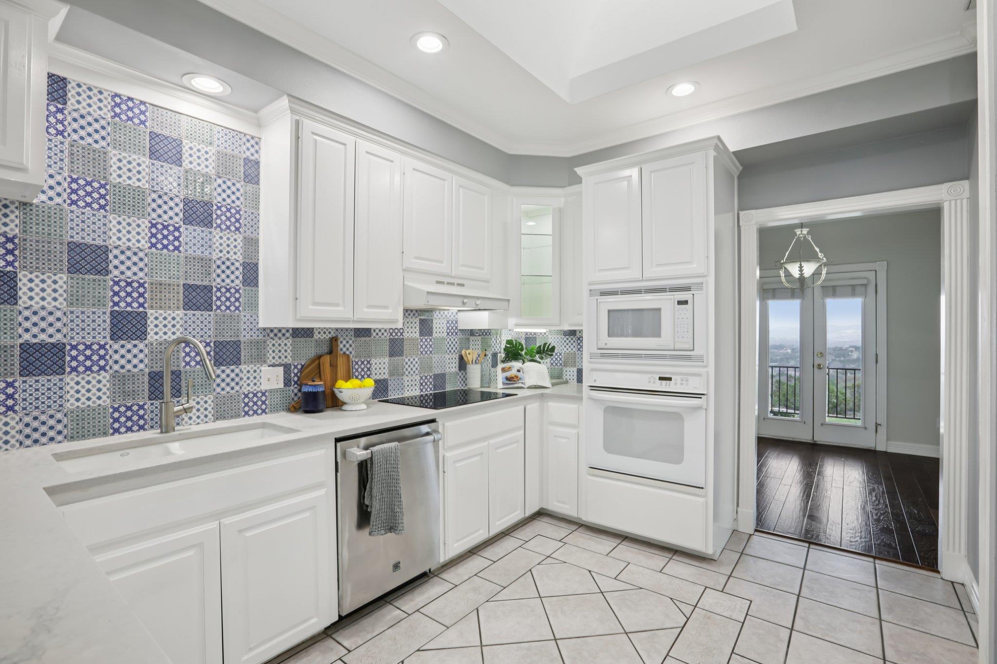 21002 Boggy Ford Rd, Lago Vista, TX 78645