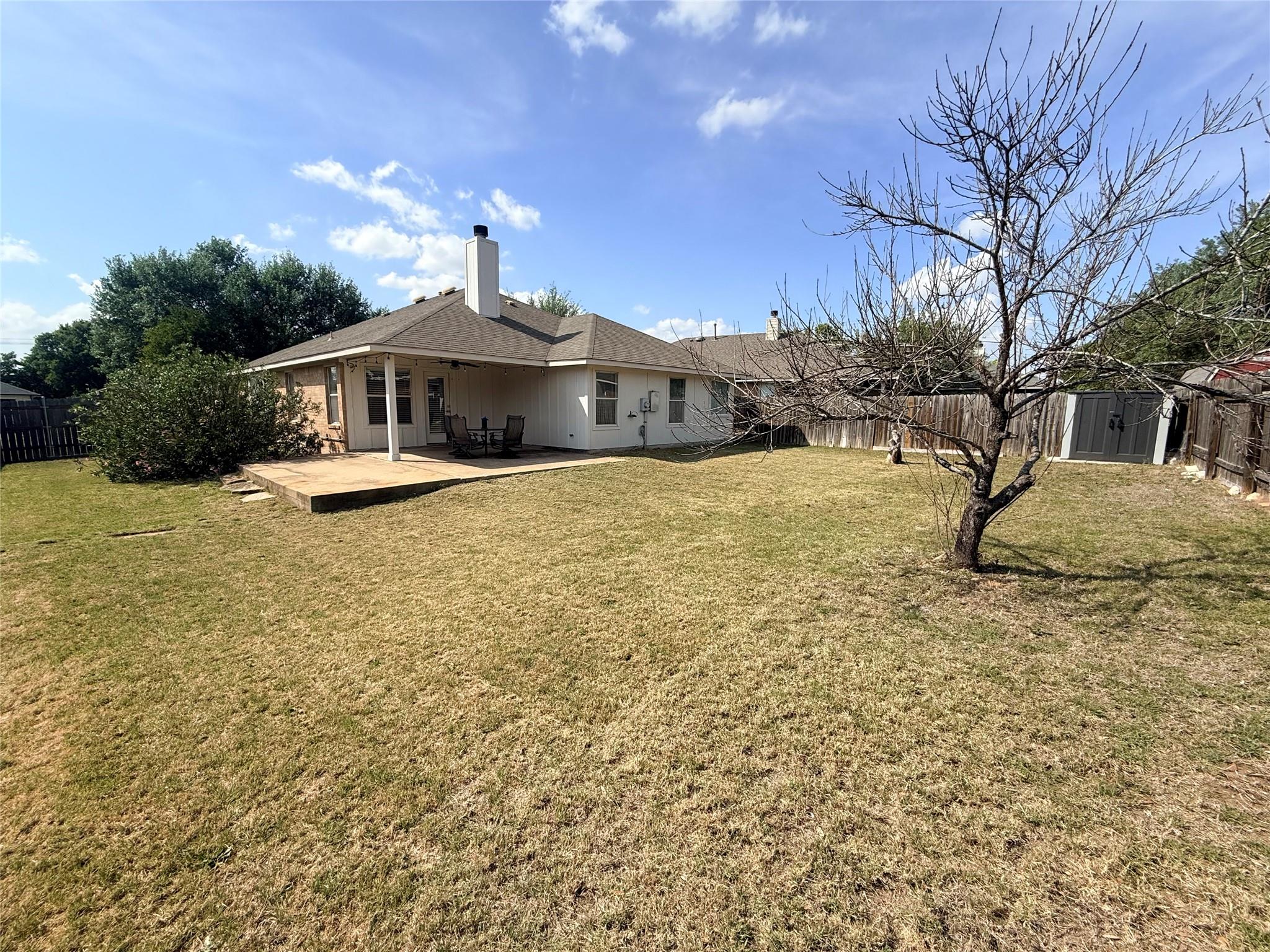 428 River Crossing Trl, Round Rock, TX 78665