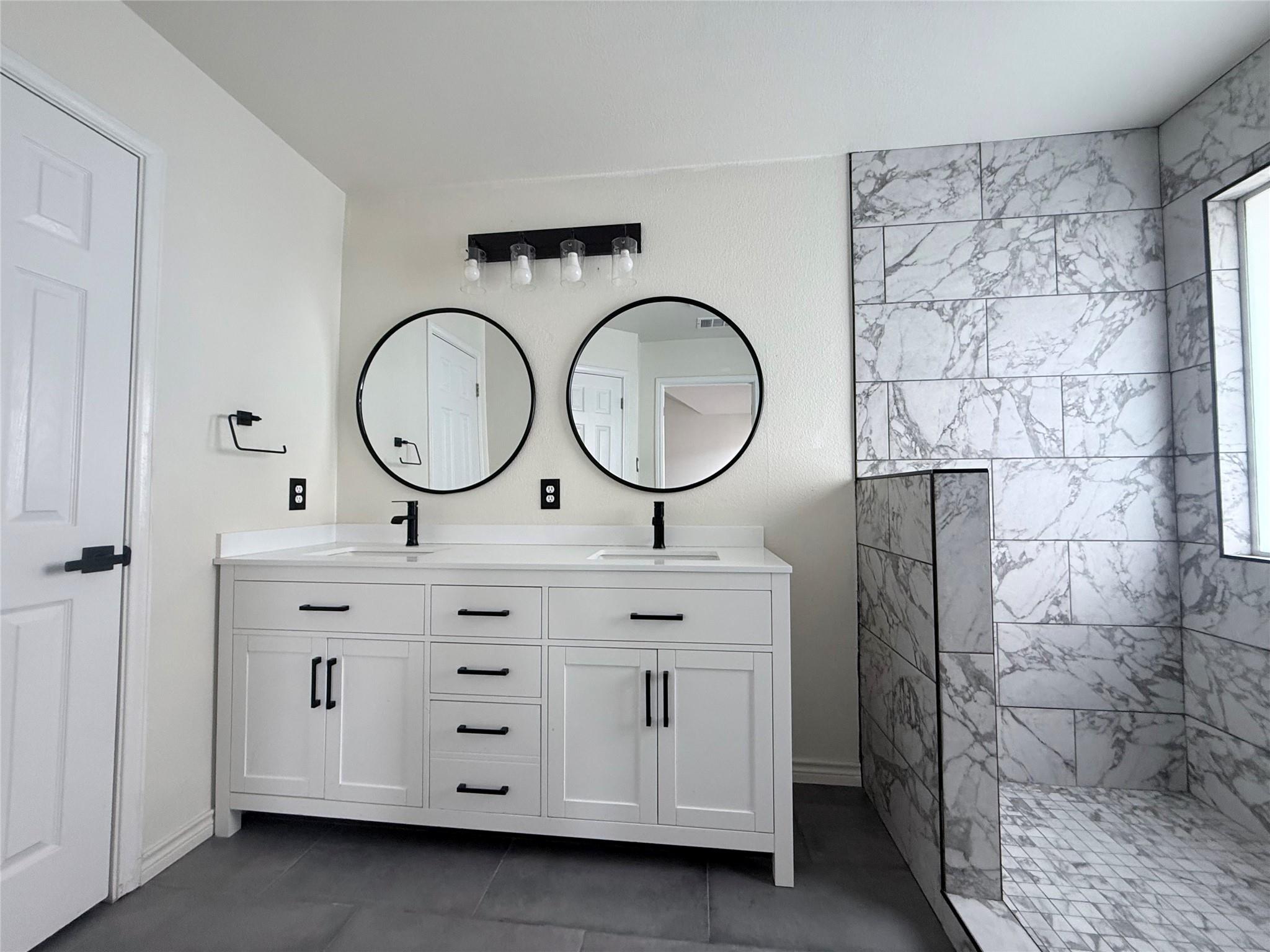 428 River Crossing Trl, Round Rock, TX 78665