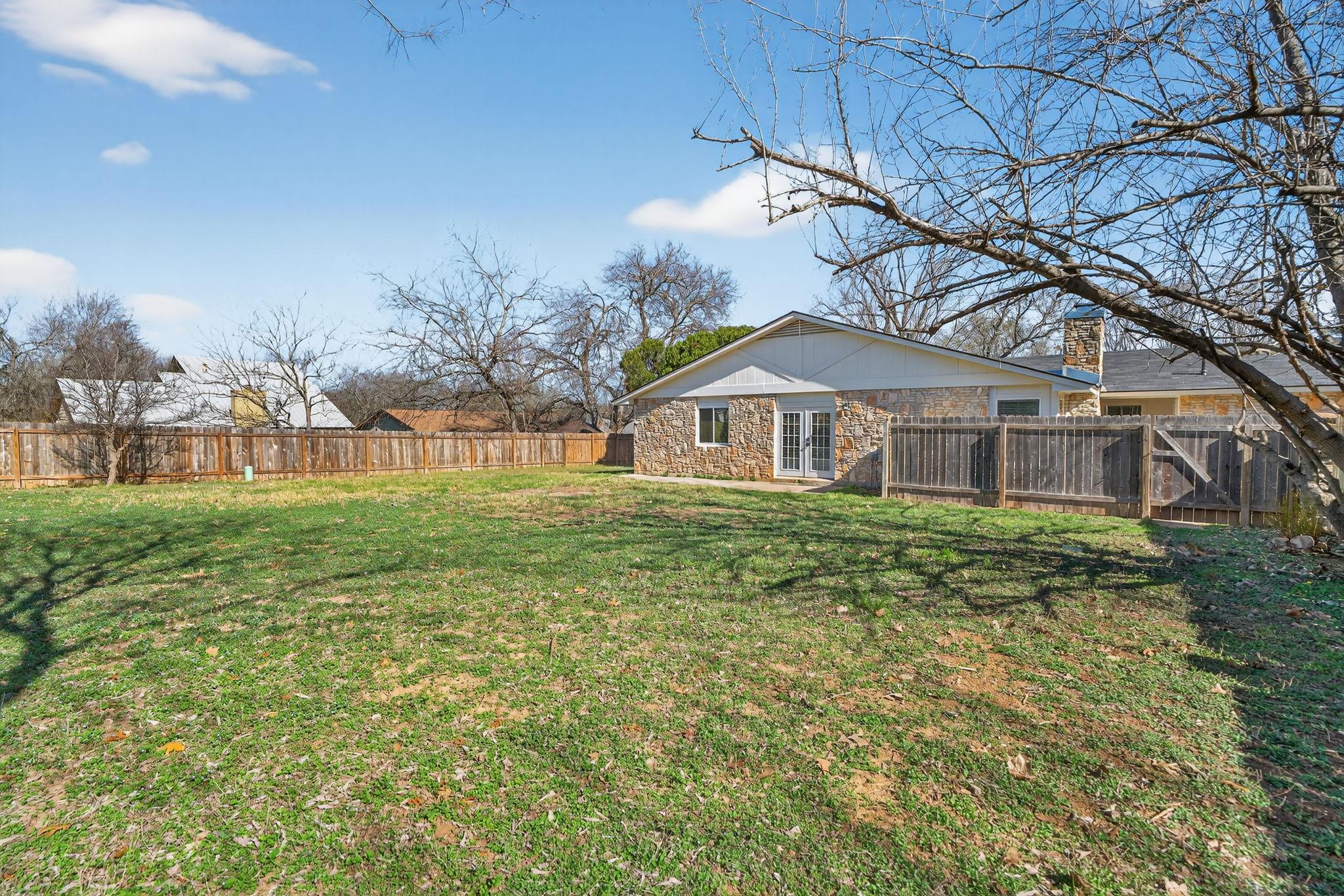 8400 Seminary Ridge Dr, Austin, TX 78745