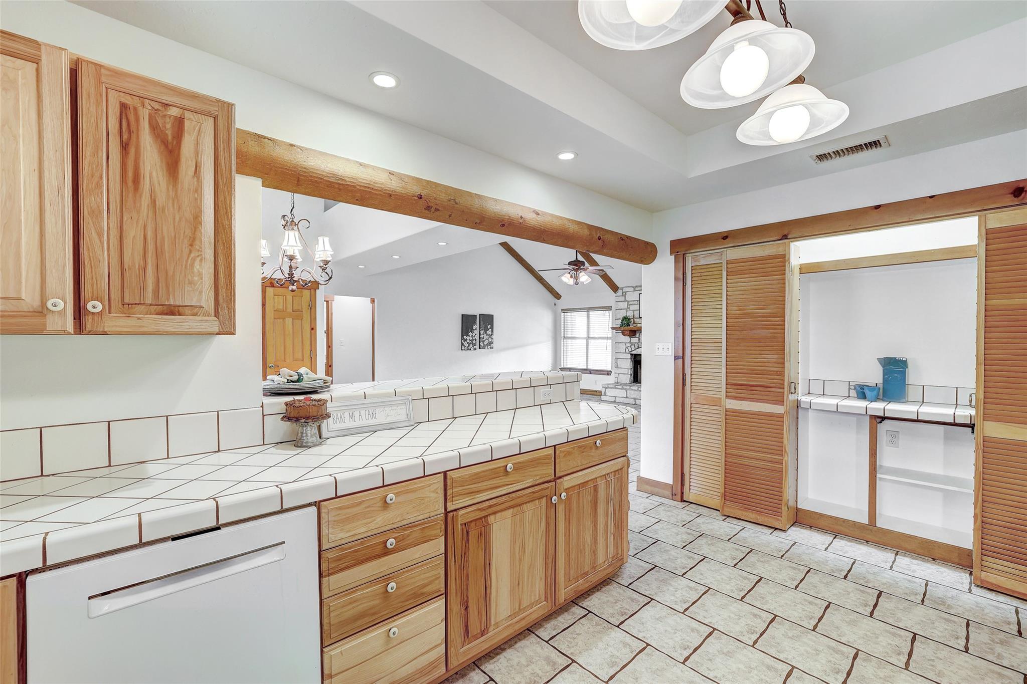 125 Kyle Ln, Georgetown, TX 78633