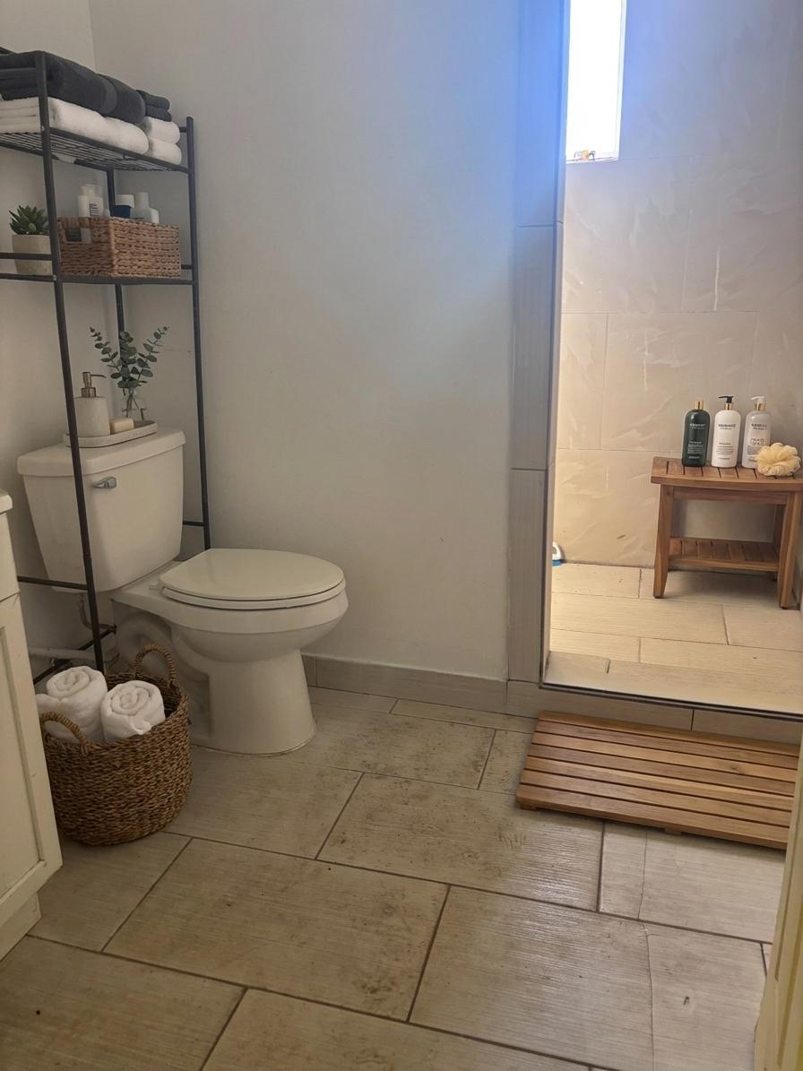 1225 W Highway 71 Highway W, Smithville, TX 78957