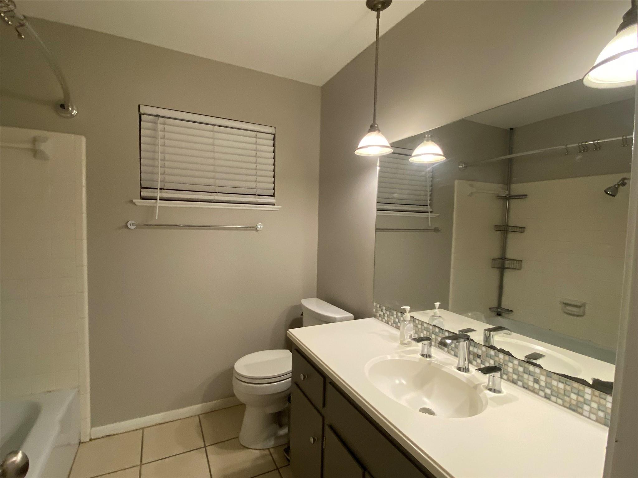 9000 Currywood Dr, Austin, TX 78759