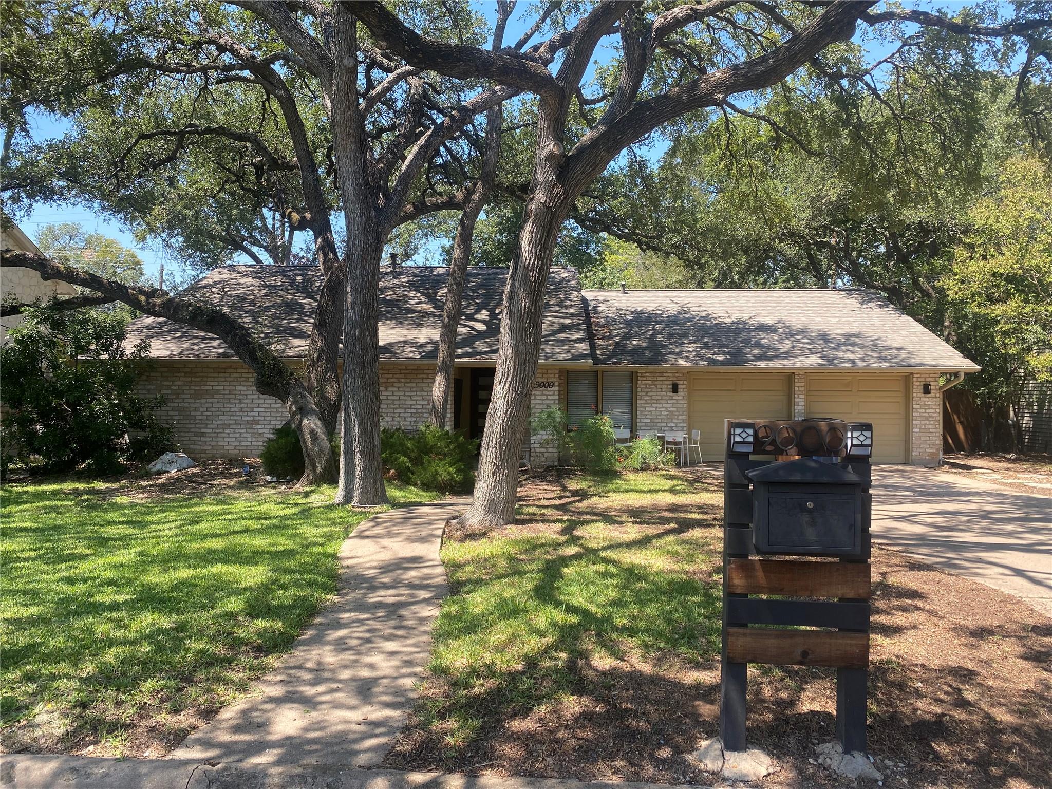 9000 Currywood Dr, Austin, TX 78759