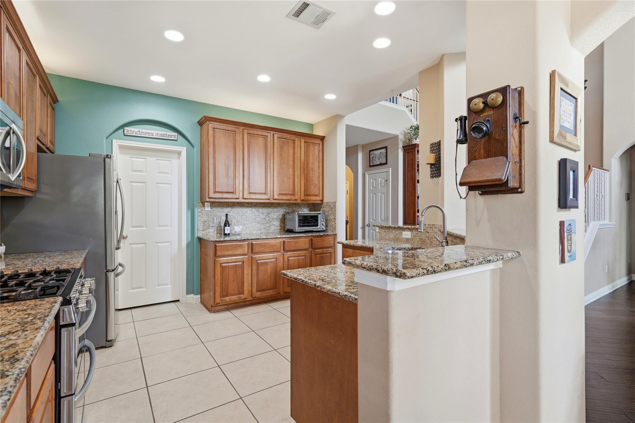 3713 Fossilwood Way, Round Rock, TX 78681