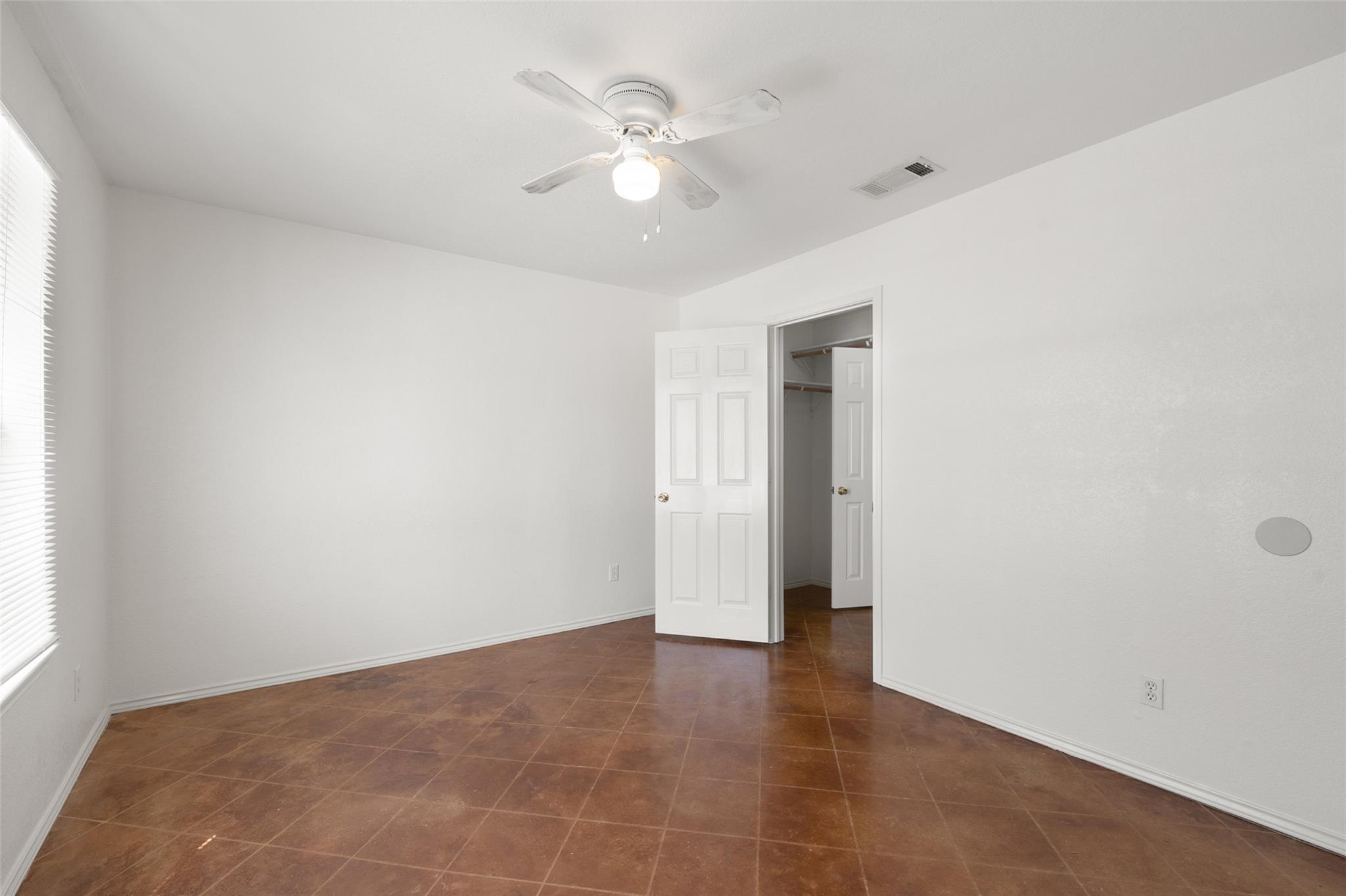 1225 Hilltop Dr, San Marcos, TX 78666