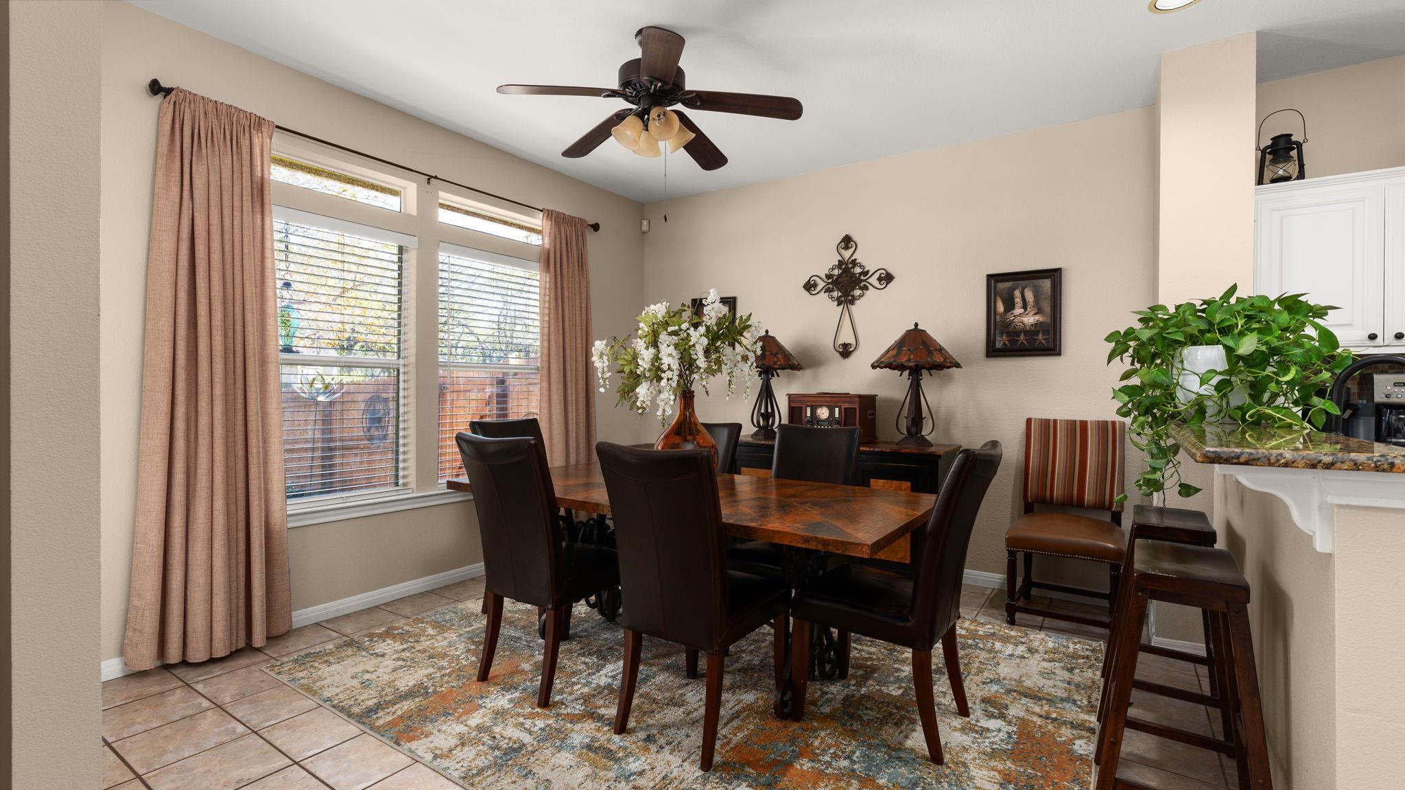 510 Oakwood Blvd, Round Rock, TX 78681