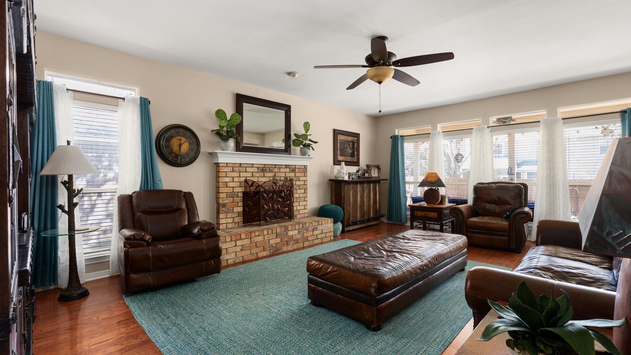 510 Oakwood Blvd, Round Rock, TX 78681