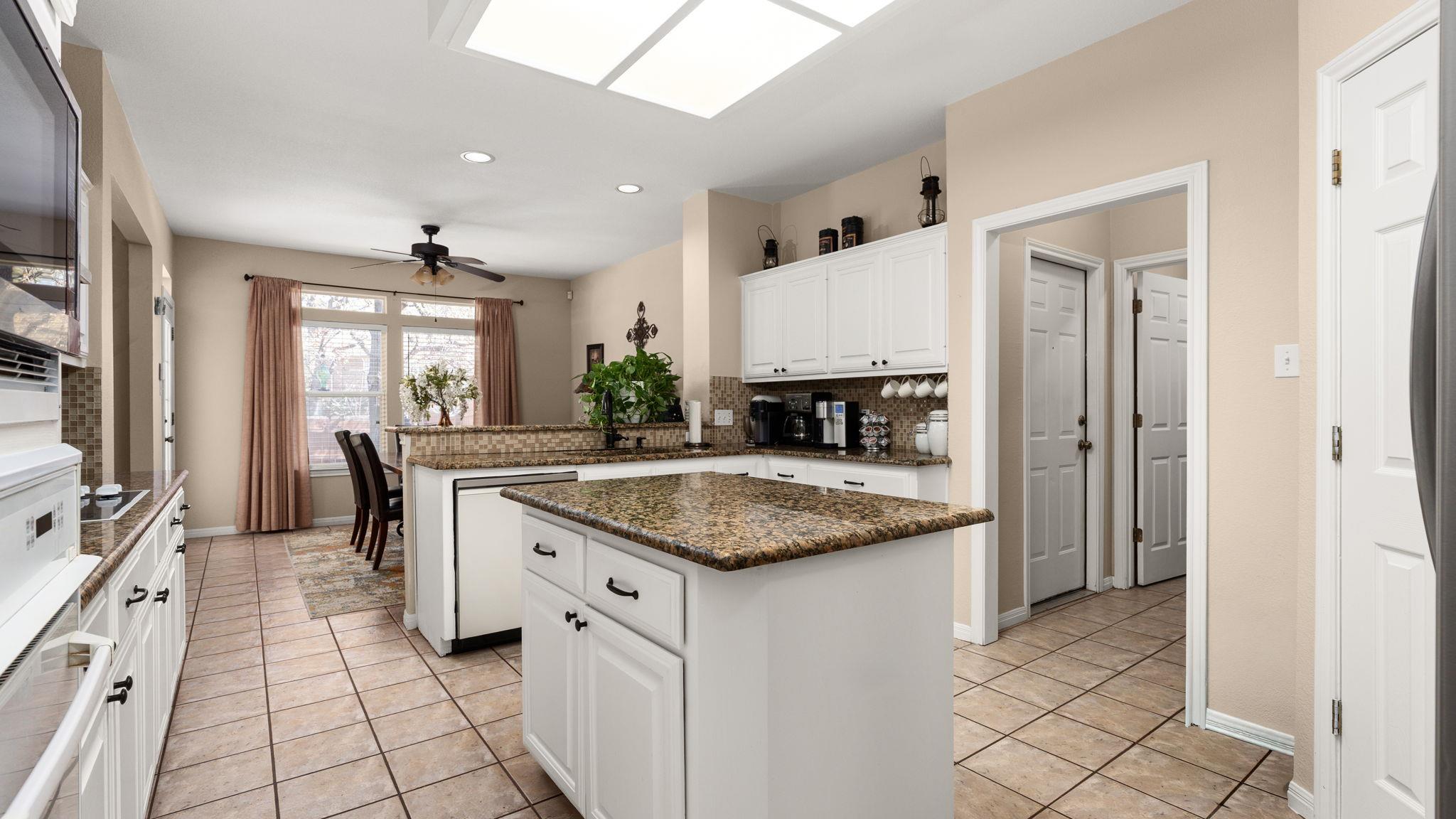 510 Oakwood Blvd, Round Rock, TX 78681