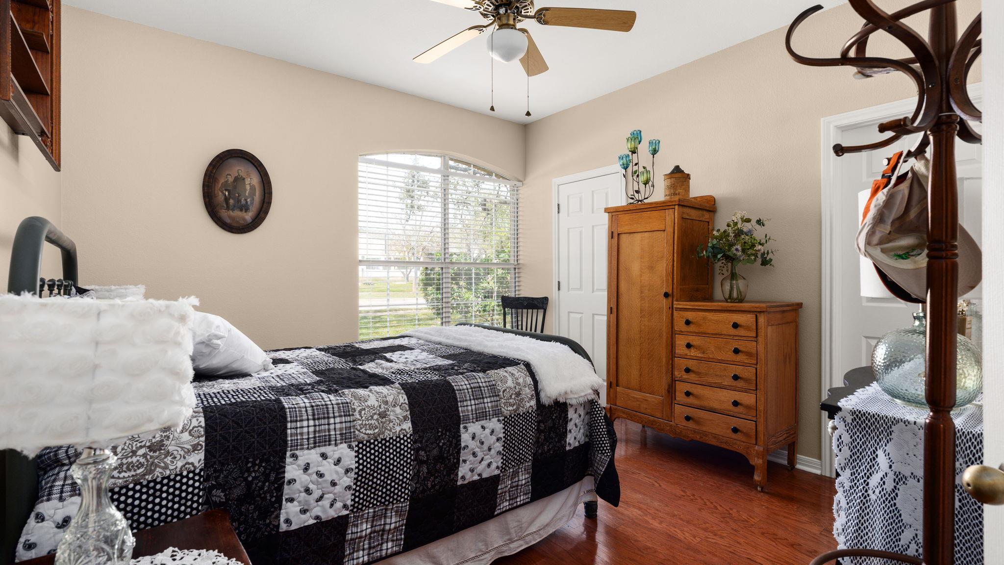 510 Oakwood Blvd, Round Rock, TX 78681