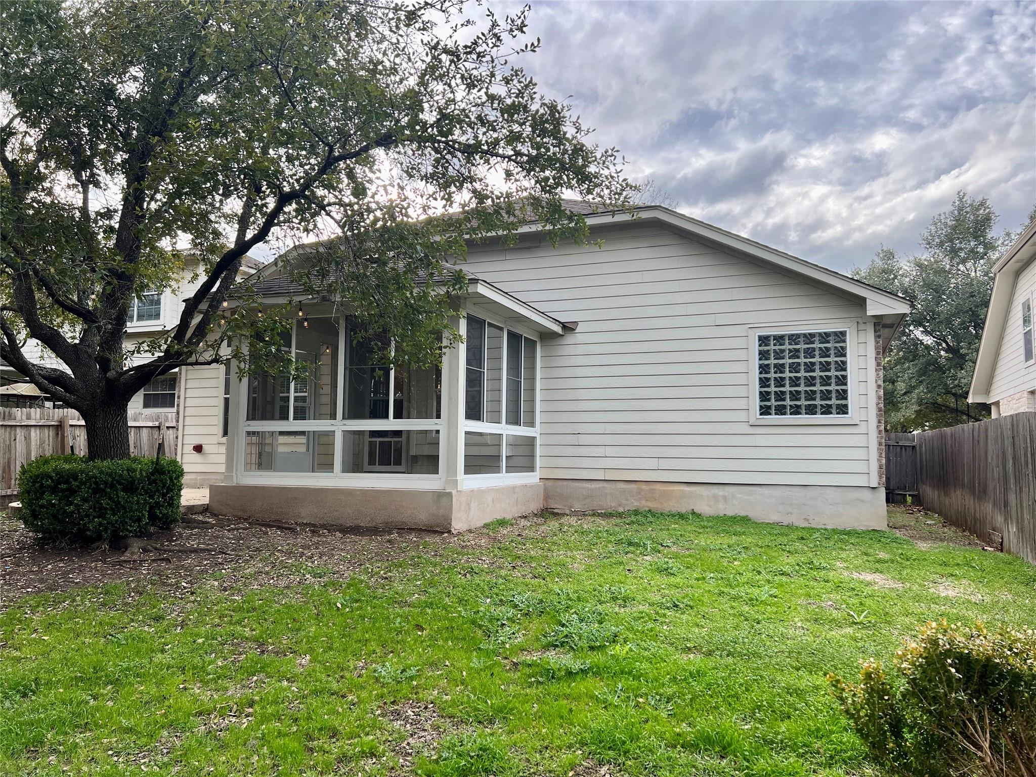 10237 Beard Ave, Austin, TX 78748