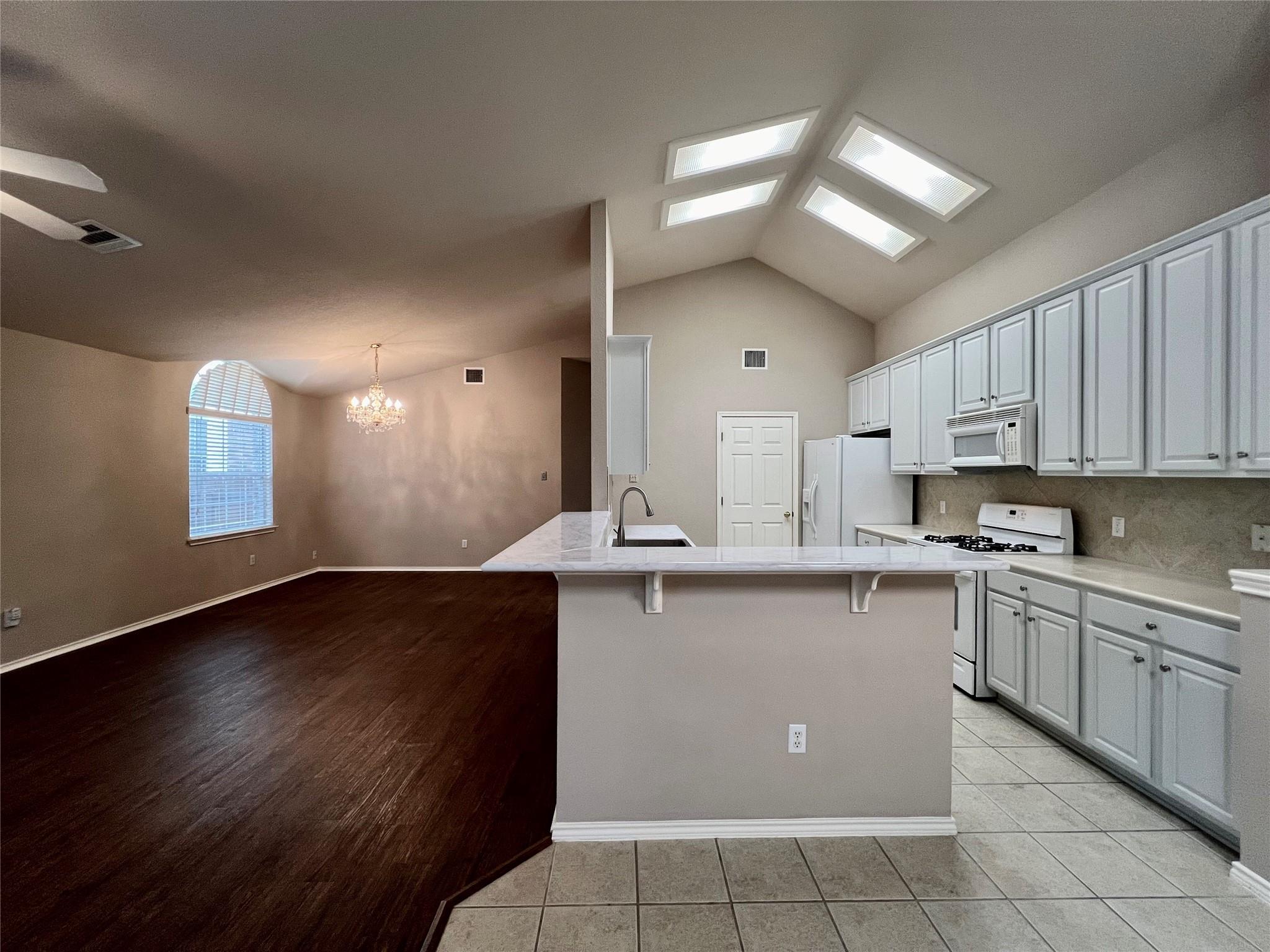 10237 Beard Ave, Austin, TX 78748