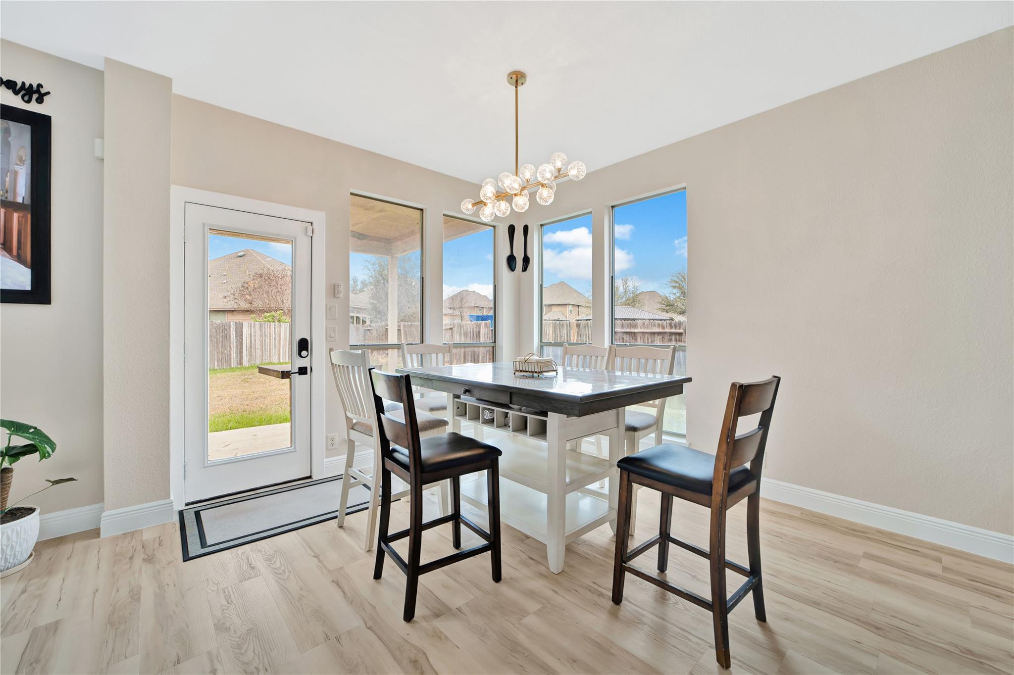 3032 Prairie Blf, Seguin, TX 78155