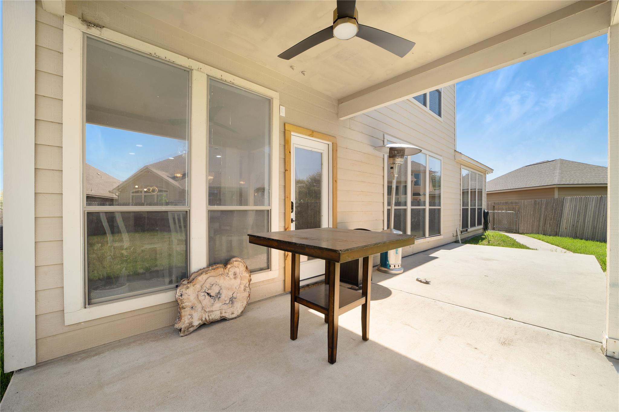 3032 Prairie Blf, Seguin, TX 78155