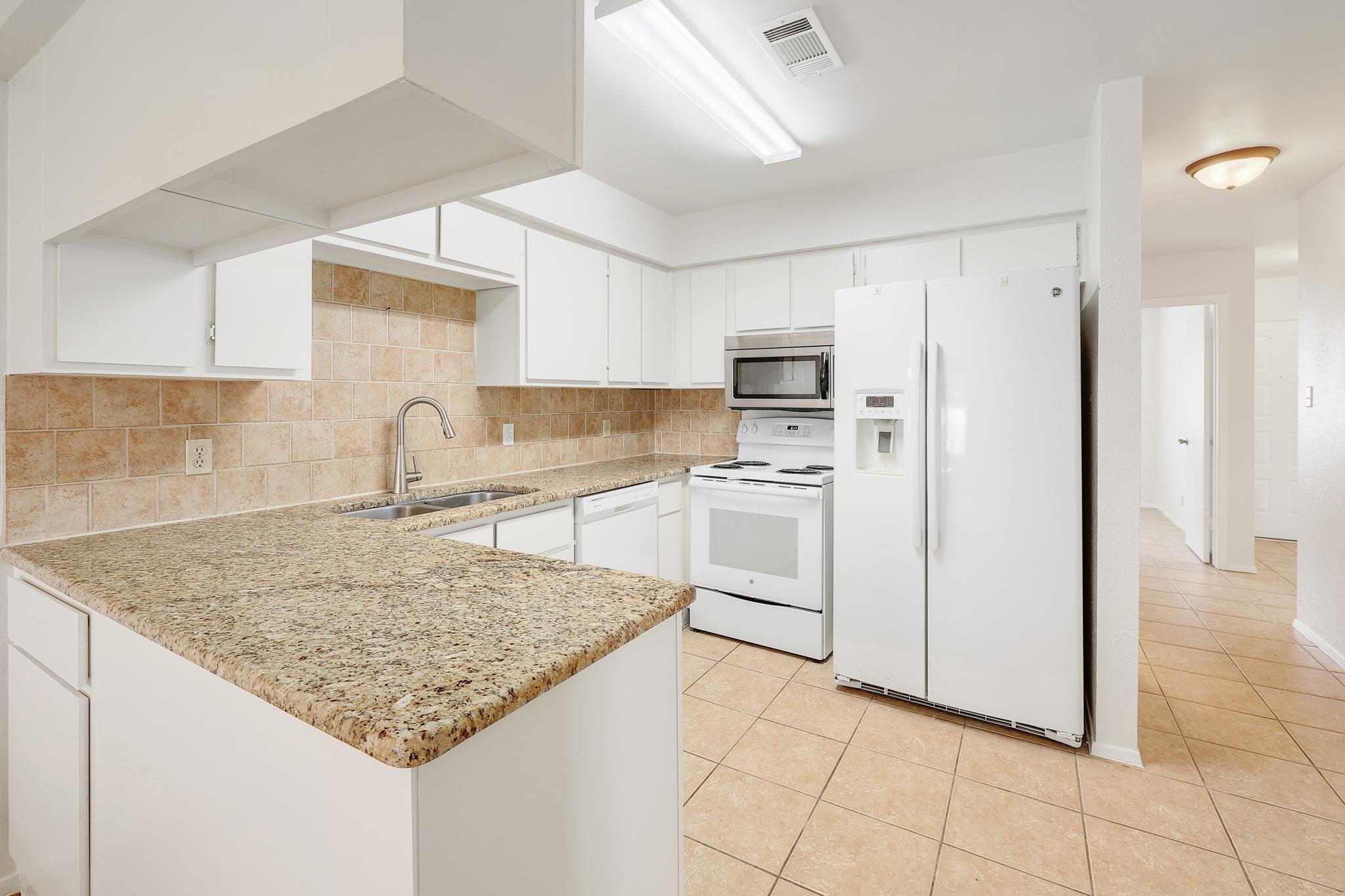 316/318 Highland Estates Dr, Round Rock, TX 78664