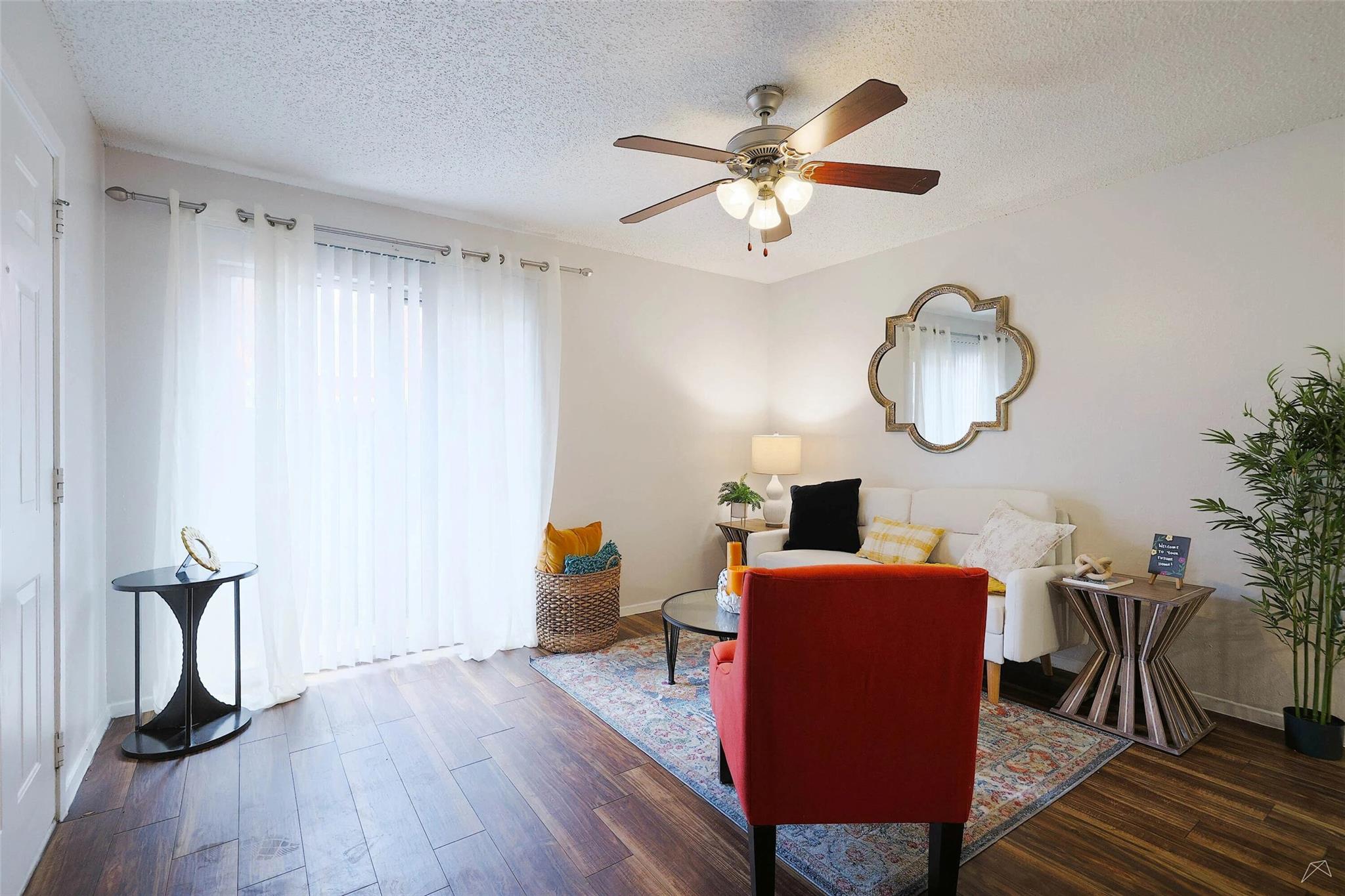 6808 S I-35 Frontage Rd # 111, Austin, TX 78745