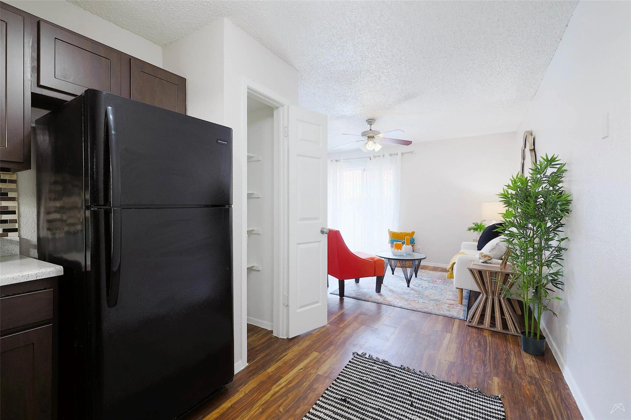 6808 S I-35 Frontage Rd # 111, Austin, TX 78745