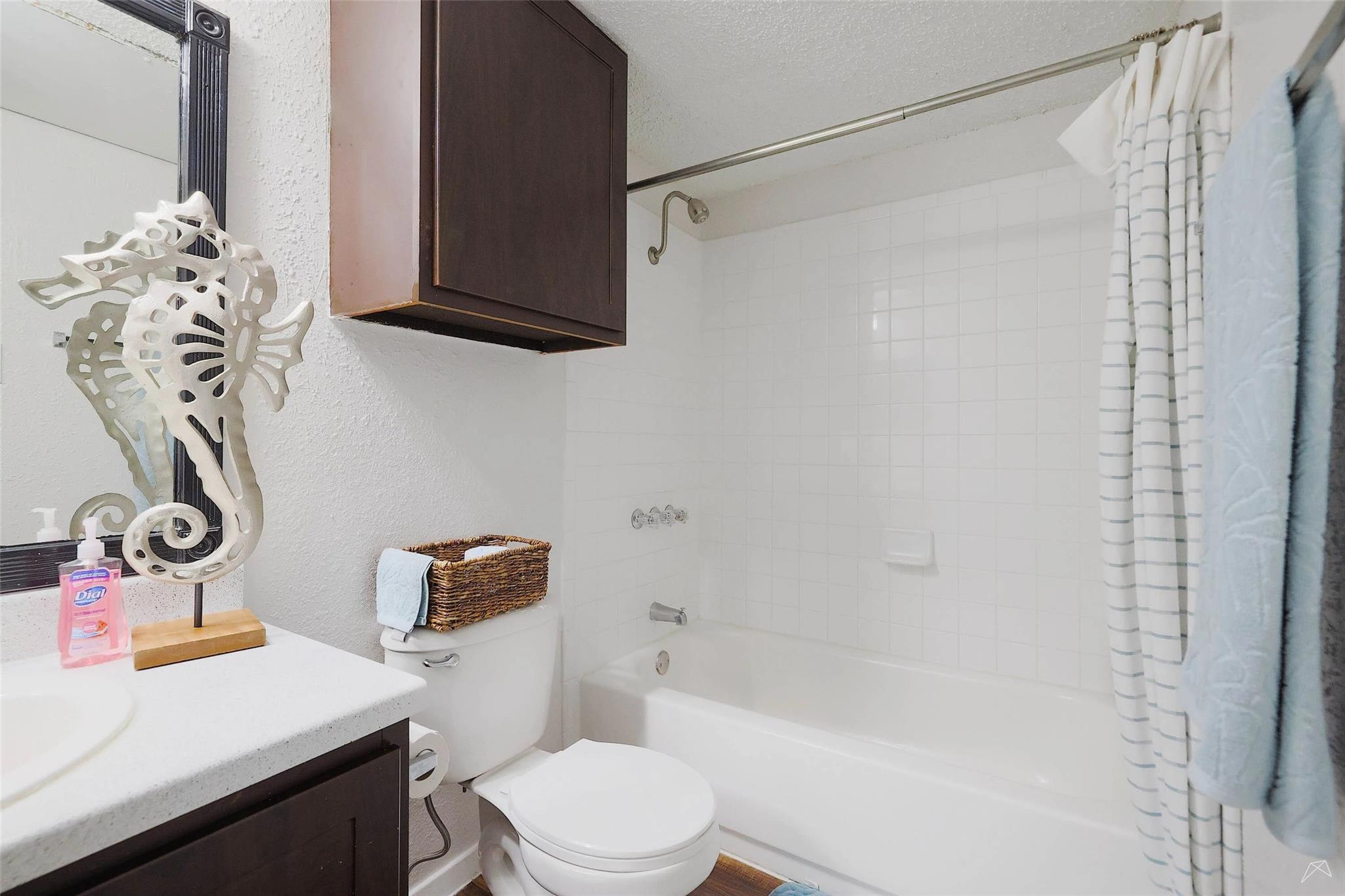 6808 S I-35 Frontage Rd # 111, Austin, TX 78745