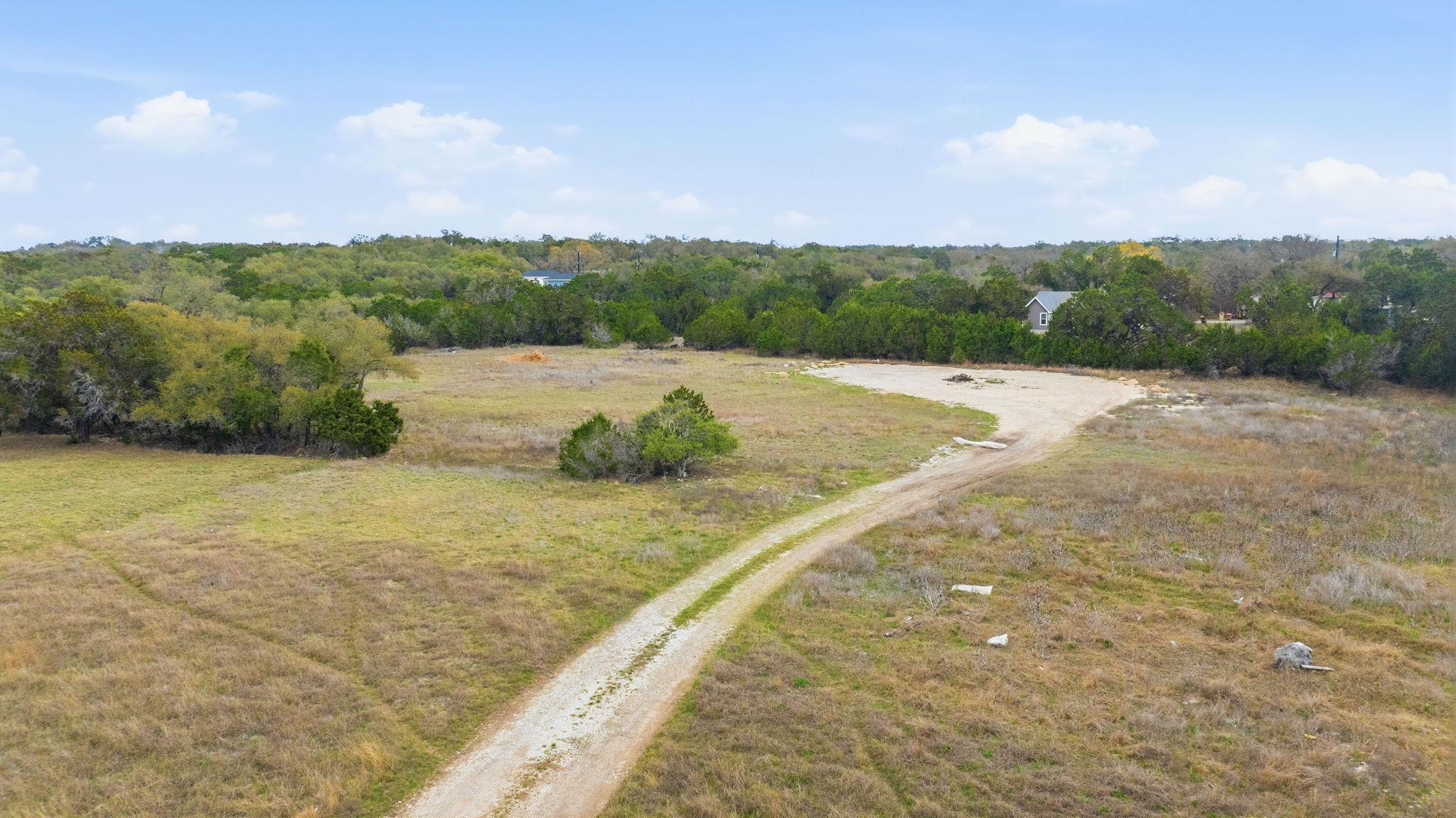 226 Lake Pettit Dr Dr, Canyon Lake, TX 78133